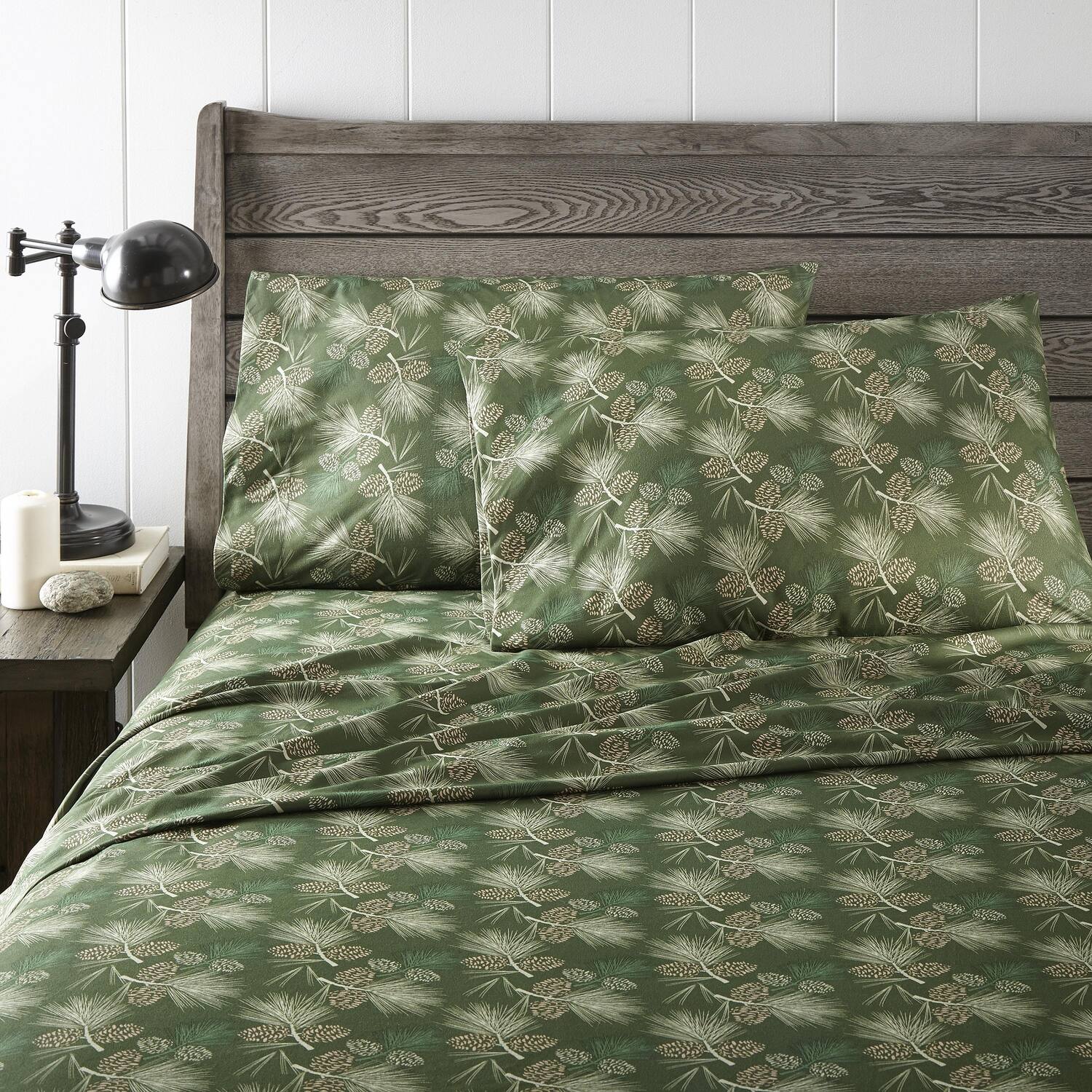 Angle. Shavel Home Products - Shavel 100% Polyester Luxury Micro Flannel Printed Deep-Pocket Pines Sheet Set Cal King Green - Green.