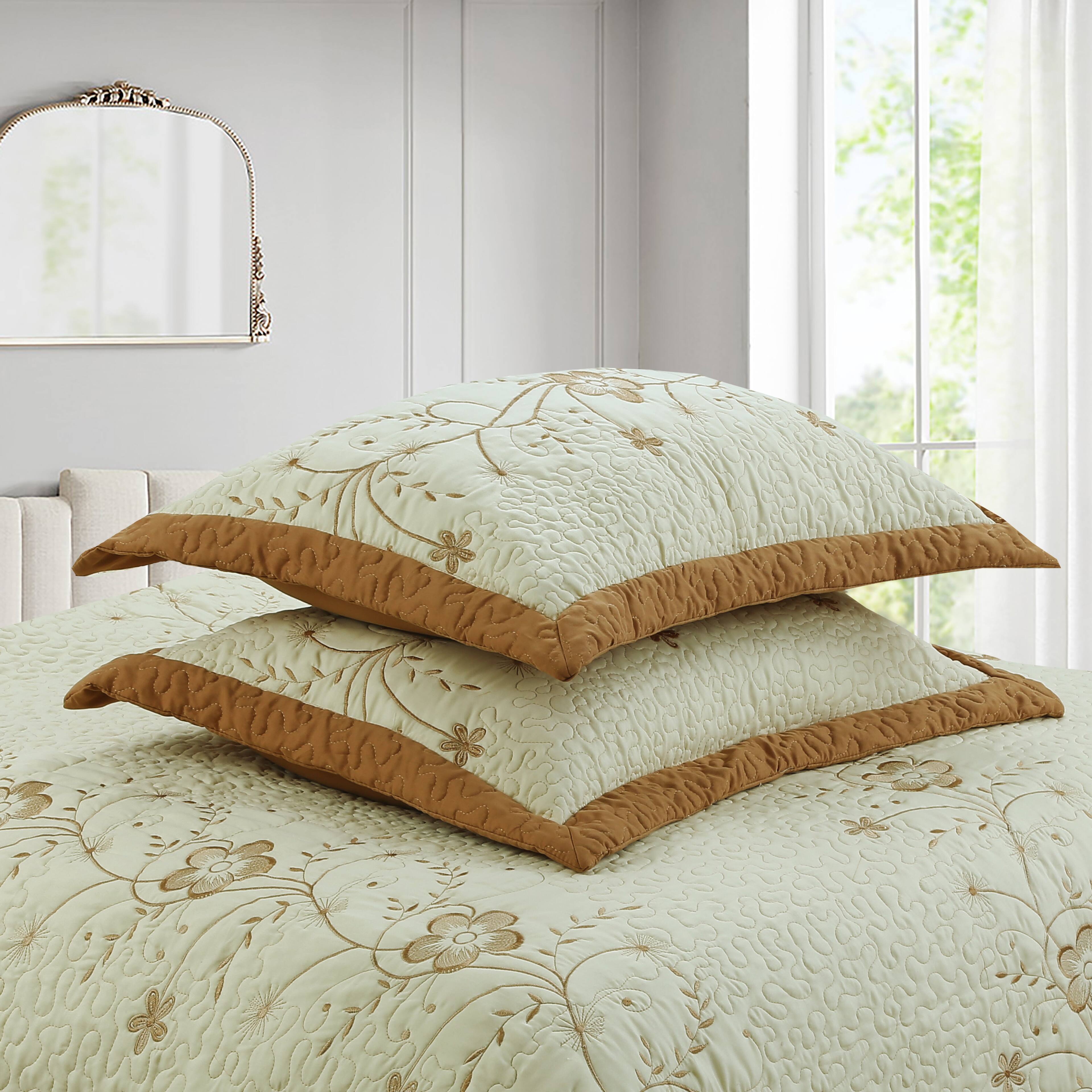 Left. MarCielo - Marcielo 3 Piece Queen Size Embroidery Quilt Set Lightweight Bedspread Set Queen - Gold and Cream.