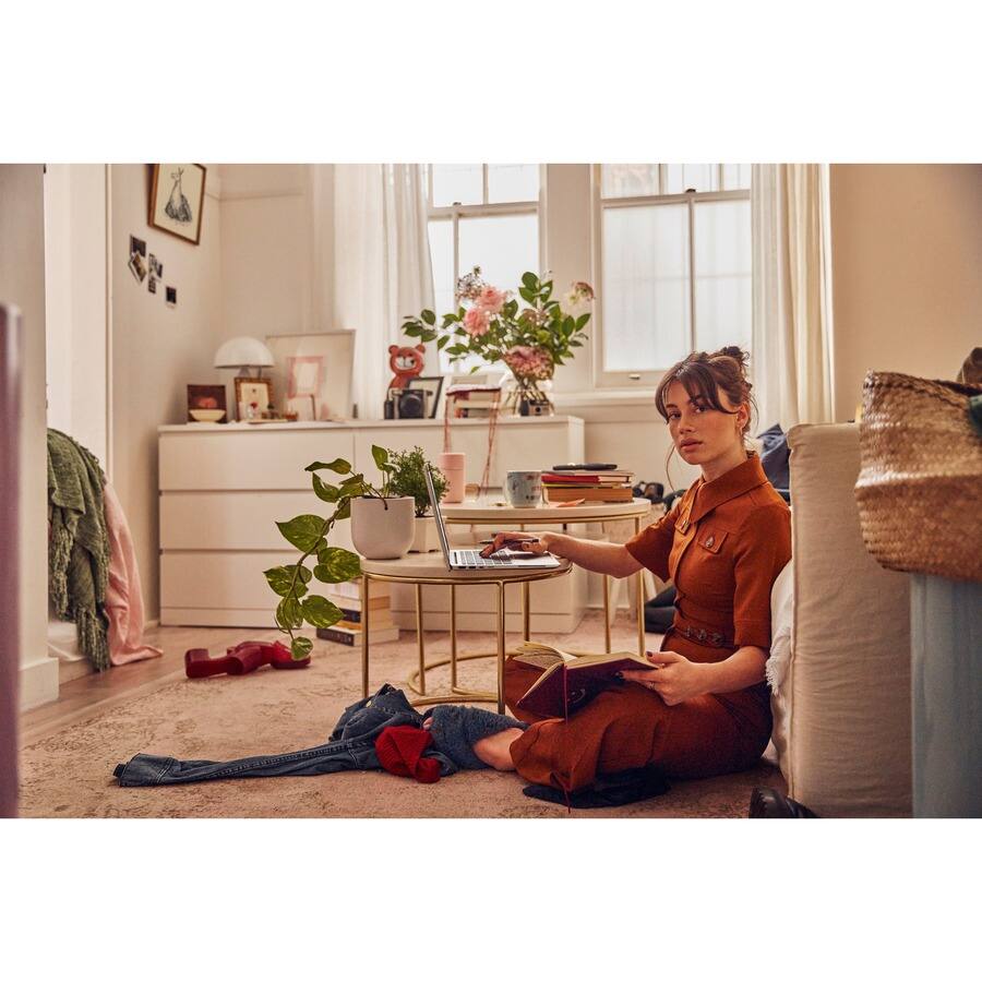 Alt View 2. HP - HP Chromebook 14" Chromebook - Full HD - Intel Core i5 12th Gen i5-1245U - vPro Technology - 8 GB - 256 GB SSD - English - Unknown.