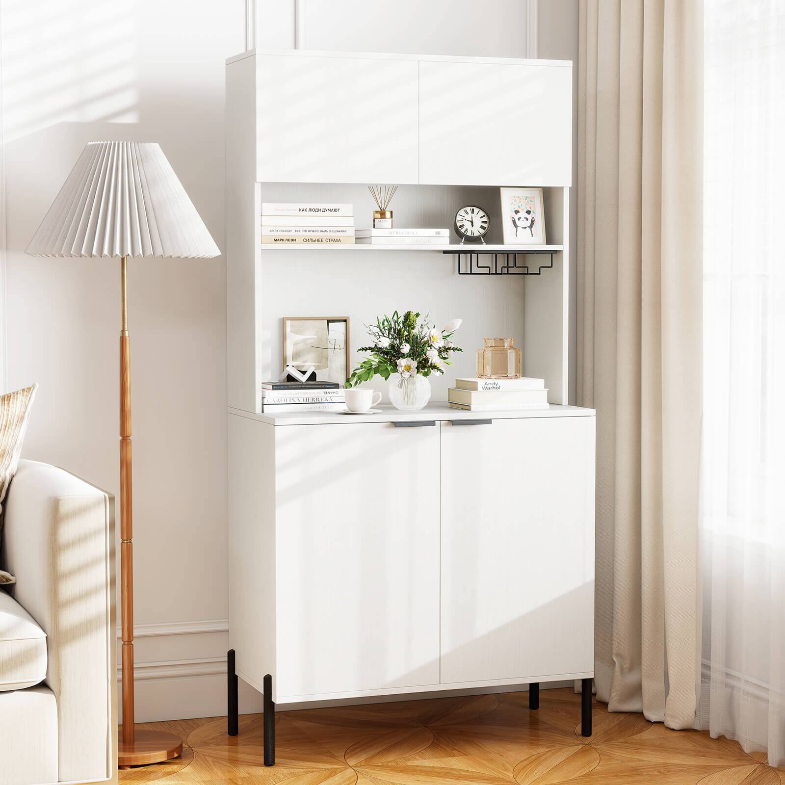 Sure, here is the corrected and grouped text from the image:

**Top Shelf:**
- "САМ РИДЖ САМОТ"
- "МАРК РИДЖ САМОТ"
- "ОТЧИСТИ СВОИ СПАСАТЬ"

**Middle Shelf:**
- "САМ РИДЖ САМОТ"
- "ОТЧИСТИ СВОИ СПАСАТЬ"

**Bottom Shelf:**
- "САМ РИДЖ САМОТ"
- "ОТЧИСТИ СВОИ СПАСАТЬ"

**Books on the Desk:**
- "САМ РИДЖ САМОТ"
- "ОТЧИСТИ СВОИ СПАСАТЬ"

**Desk Items:**
- "Анна"
- "Анна"