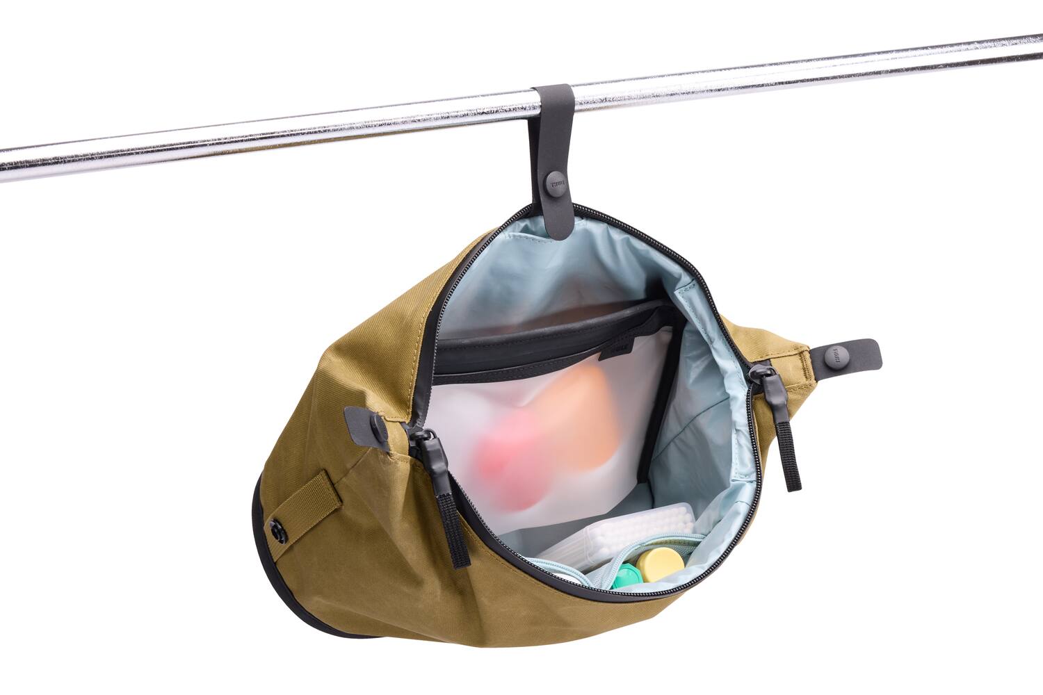 Back. Thule - Aion Toiletry Bag – Compact Travel Organizer - Nutria Brown.