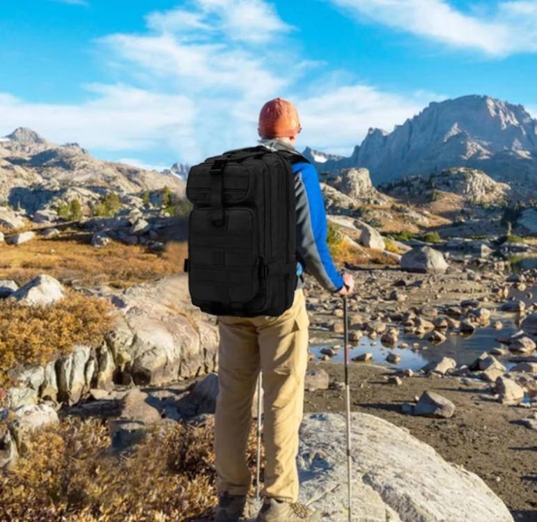 Left. Acteck - Military Tactical Backpack Small Molle Assault Pack Army Bug Bag Backpacks Rucksack Daypack 27L - Black.