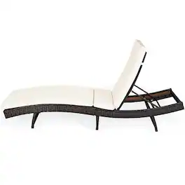 Kadyn - Outdoor Chaise Lounge Chair, Patio Folding Chaise Lounge with 5 Adjustable Levels and Cushion - White