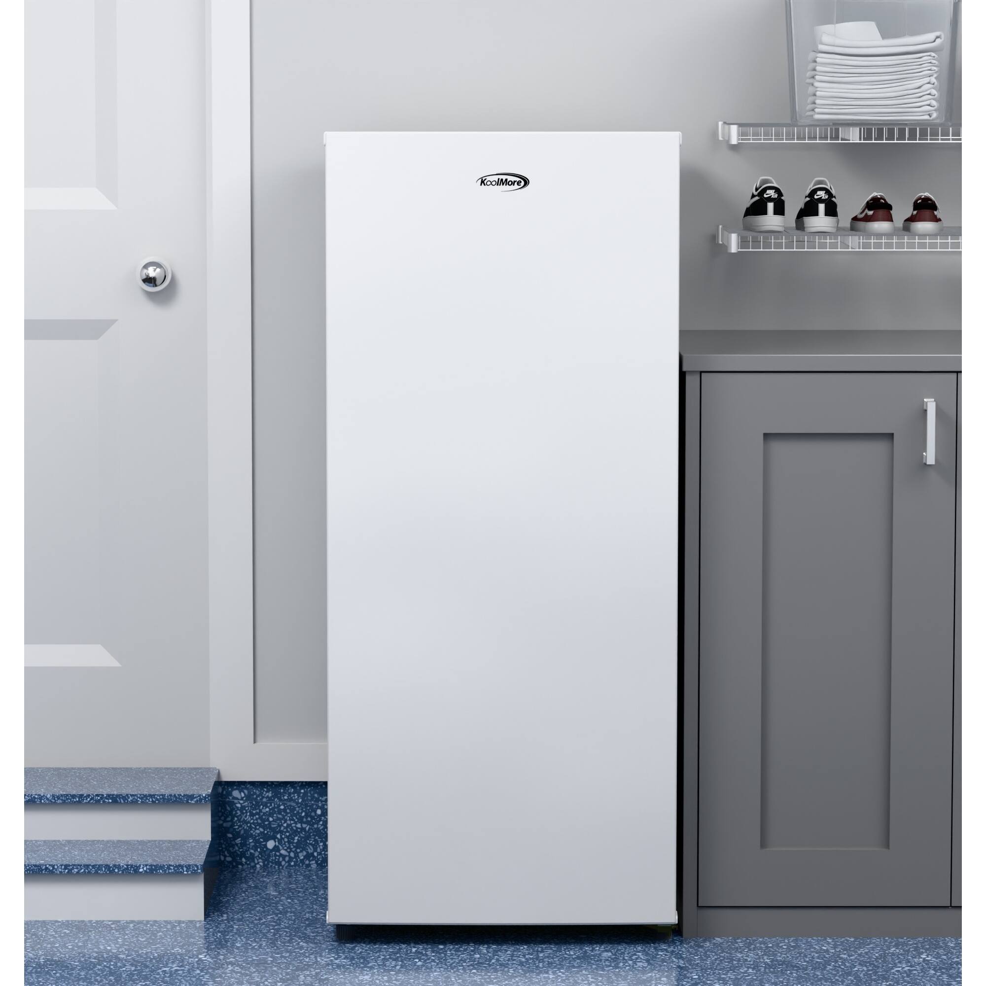 Alt View 1. Koolmore - 7 cu. ft. Garage Ready Convertible Upright Freezer/Refrigerator in White (KM-RUF-7S) - White.
