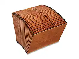 Pendaflex - Heavy Duty Expanding File, 1-31 Index, Letter Size, 31-Pocket, (R217DHD) - Brown