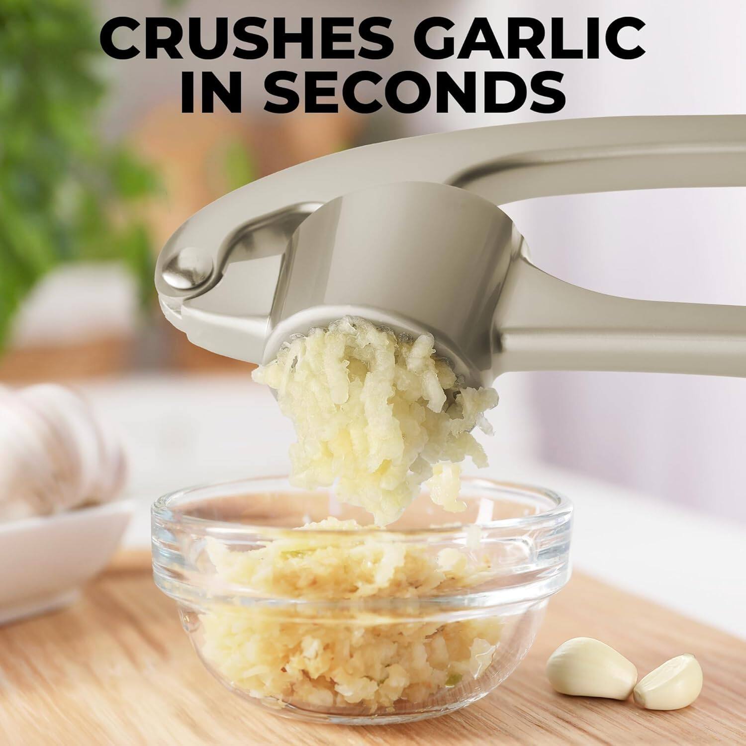 CRUSHES GARLIC IN SECONDS