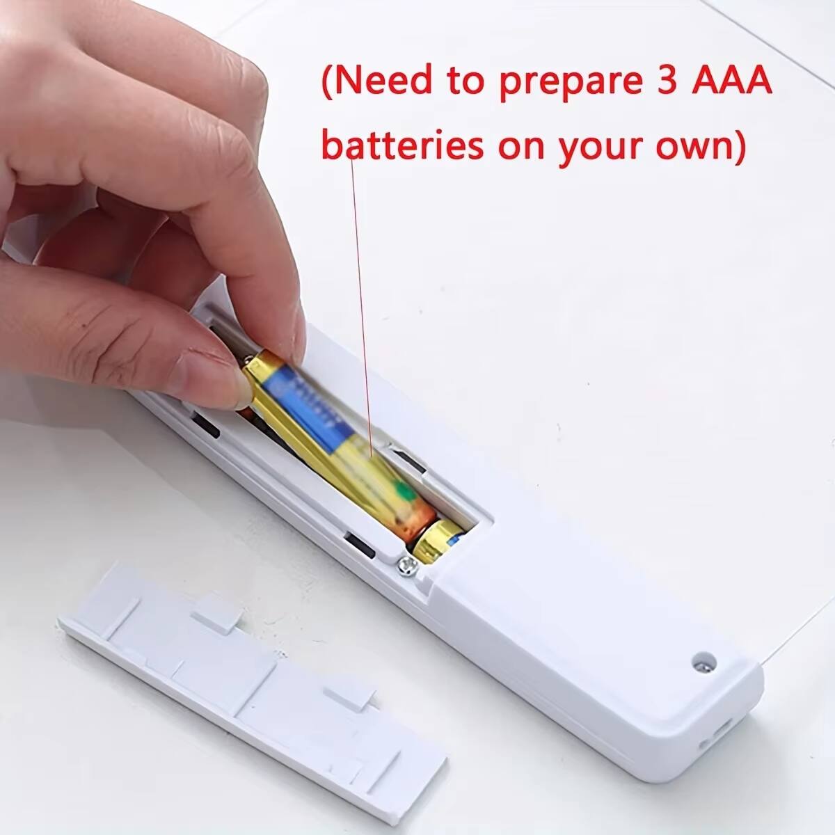 (Need to prepare 3 AAA batteries on your own)