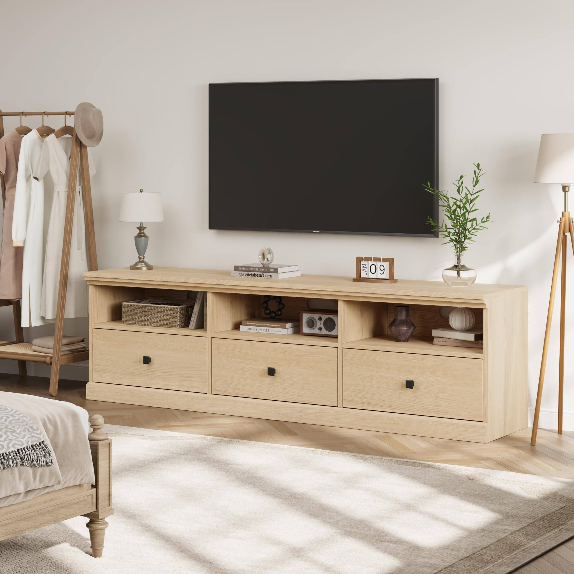 Sure, here is the corrected and grouped text from the image:

- "the world doesn't have"
- "JAN 09"