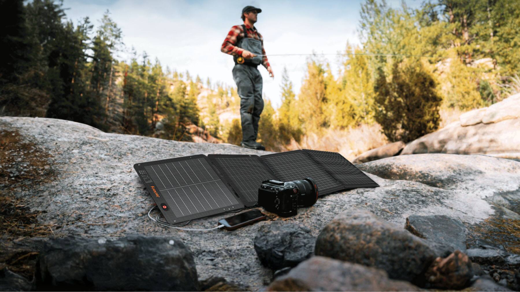 Alt View 6. Jackery - SolarSaga 100 Air Ultra Light Solar Panel - Black.
