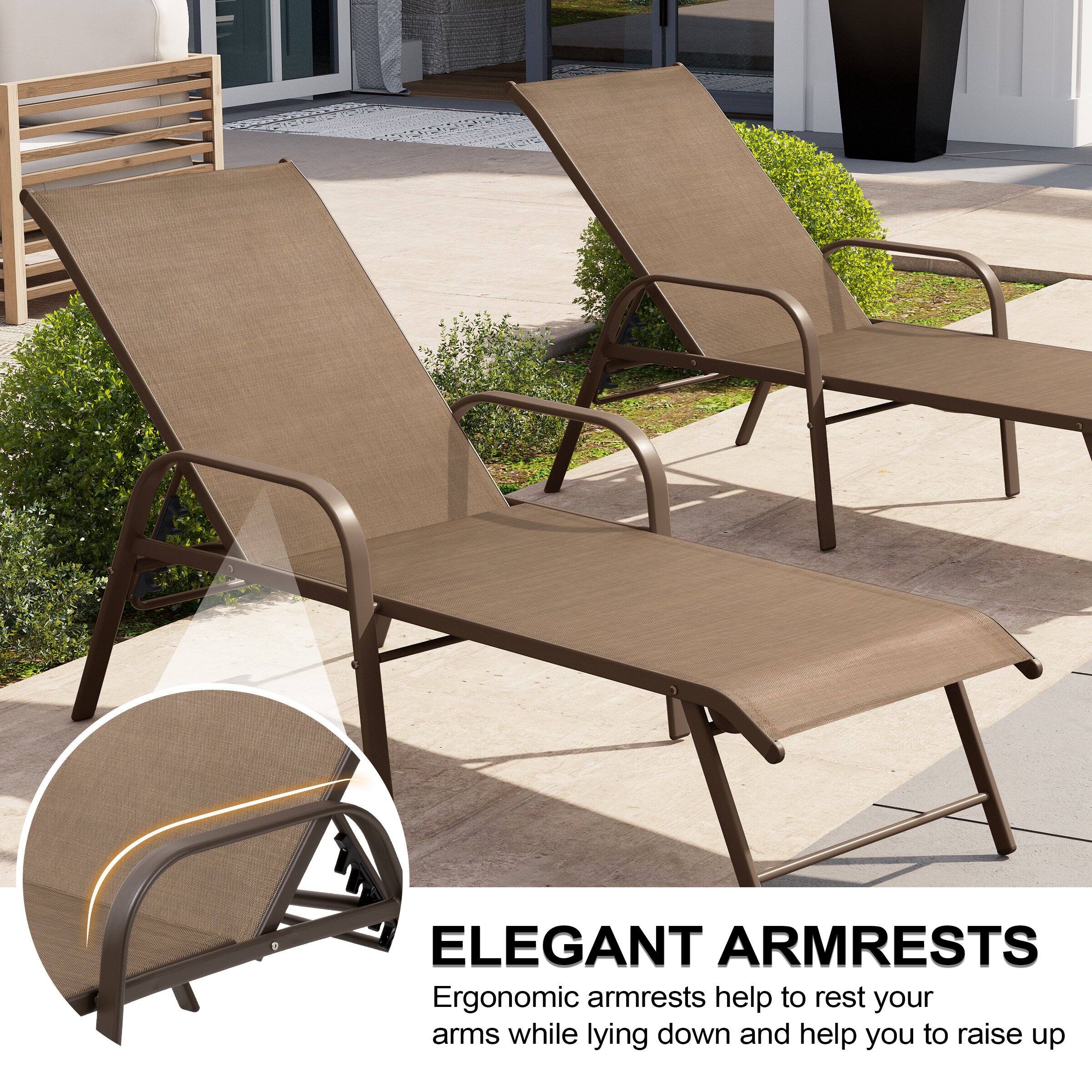 ELEGANT ARMRESTS  
Ergonomic armrests help to rest your arms while lying down and help you to raise up