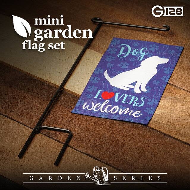 G 8SI 128 mini garden flag set  
Dog Lovers Welcome  
VERS GARDEN SERIES