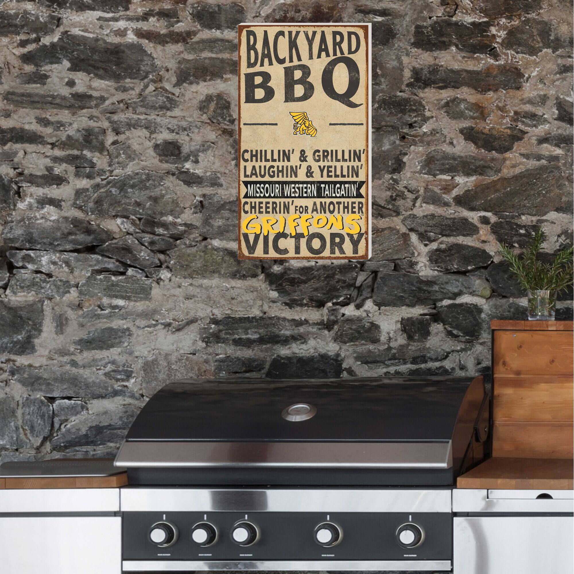 BACKYARD BBQ

CHILLIN' & GRILLIN'  
LAUGHIN' & YELLIN'  
MISSOURI WESTERN TAILGATIN'  
CHEERIN' FOR ANOTHER  
GRIFFONS VICTORY