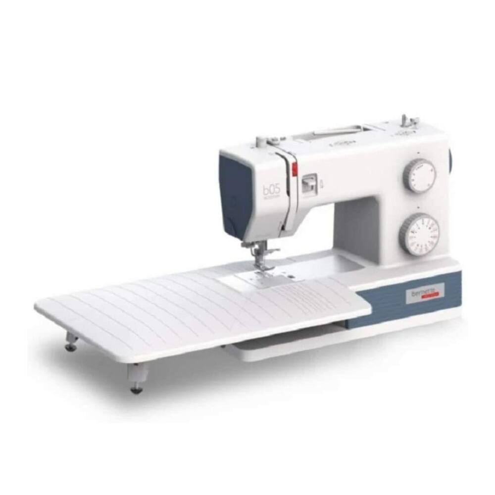 Angle. Bernette - Bernette b05 Academy Swiss Design Mechanical Sewing Machine.