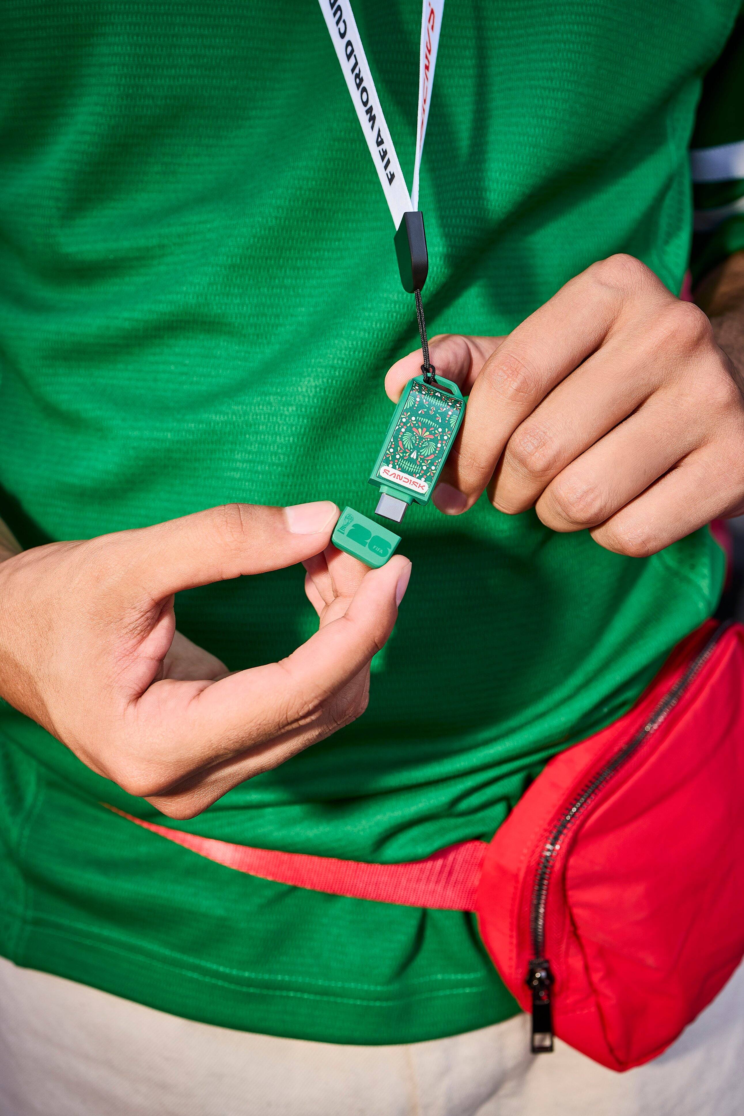 CU WORLD FIFA AES 1 HRIC ria