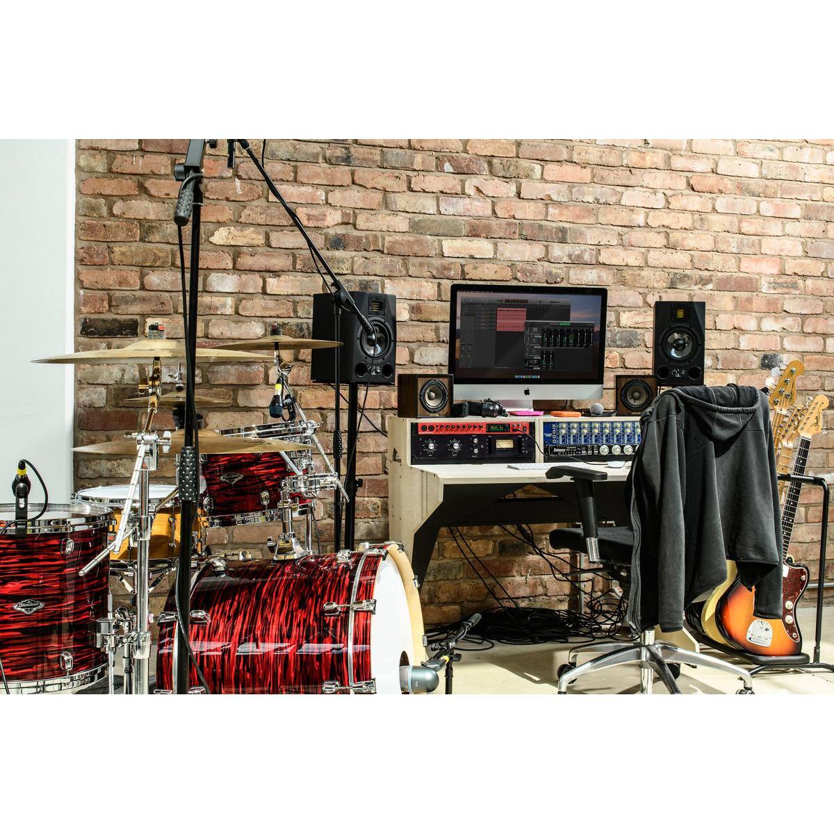 Alt View 8. Focusrite - Focusrite Clarett+ 8Pre 8-Channel 18-In/20-Out Audio Interface with Software Suite for PC and Mac.