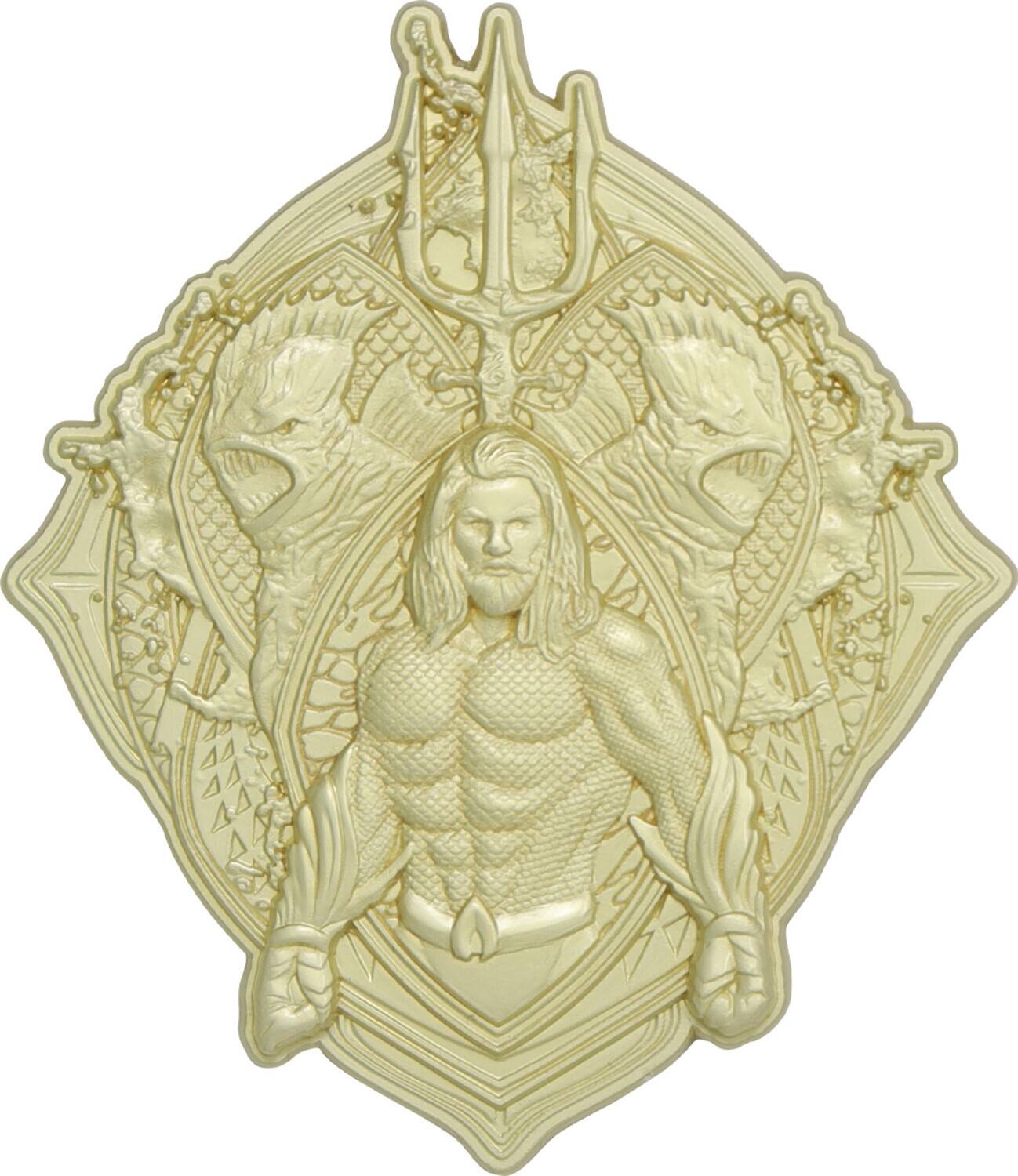Front. PopMarket - DC Aquaman - Limited Edition Medallion   - COLLECTIBLES - Multicolor.