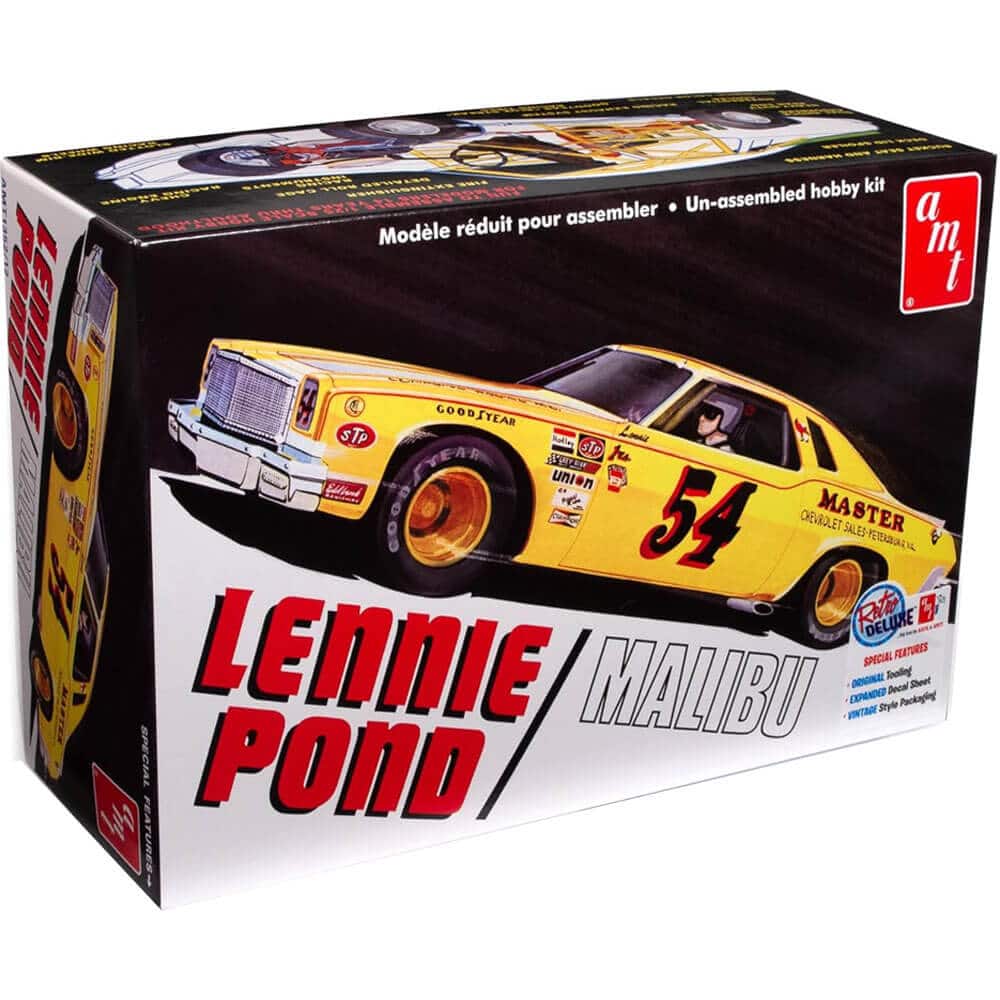 AMT - AMT1352 Lennie Pond 1974 Chevy Malibu Stock Car 1:25 Scale Model Kit - Black