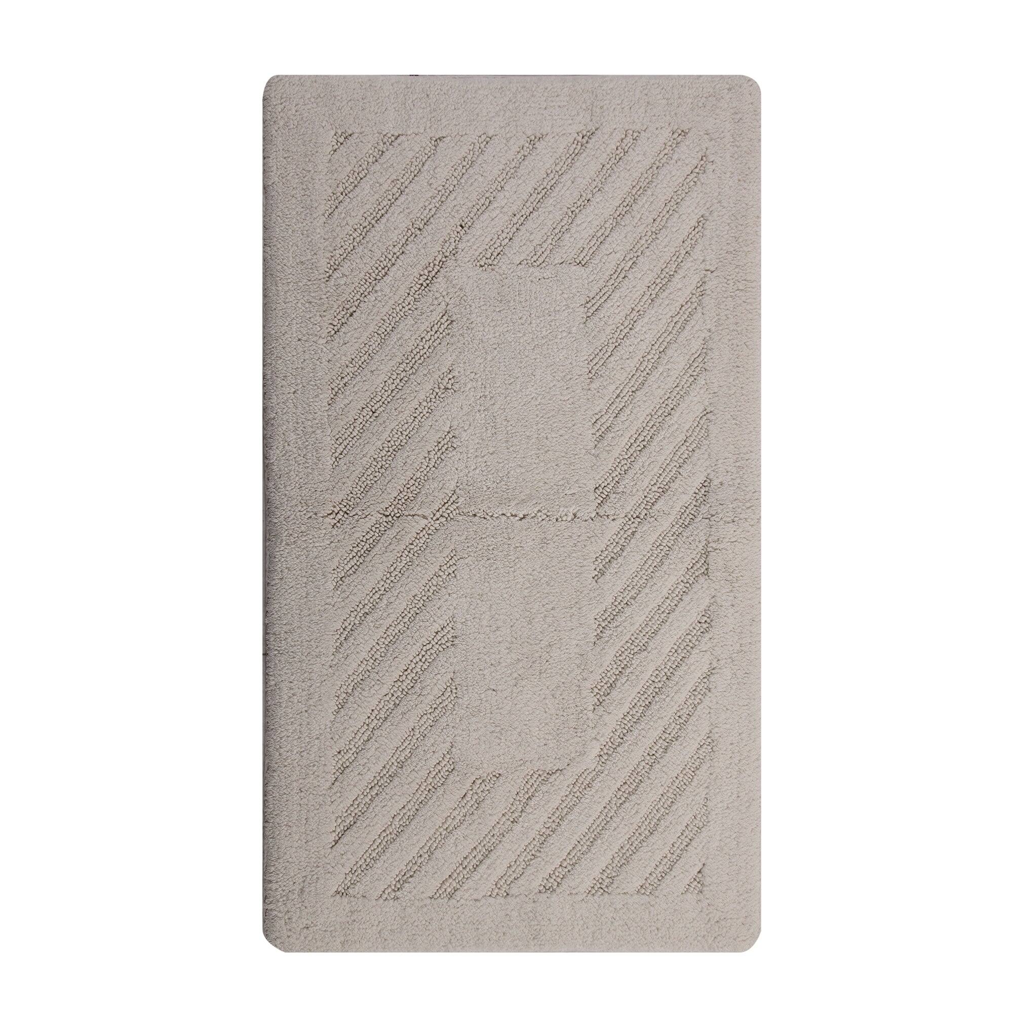 Angle. Knightsbridge - Knightsbridge 100% Cotton Reversible Diagonal Racetrack Bath Rug in Ivory - Ivory.