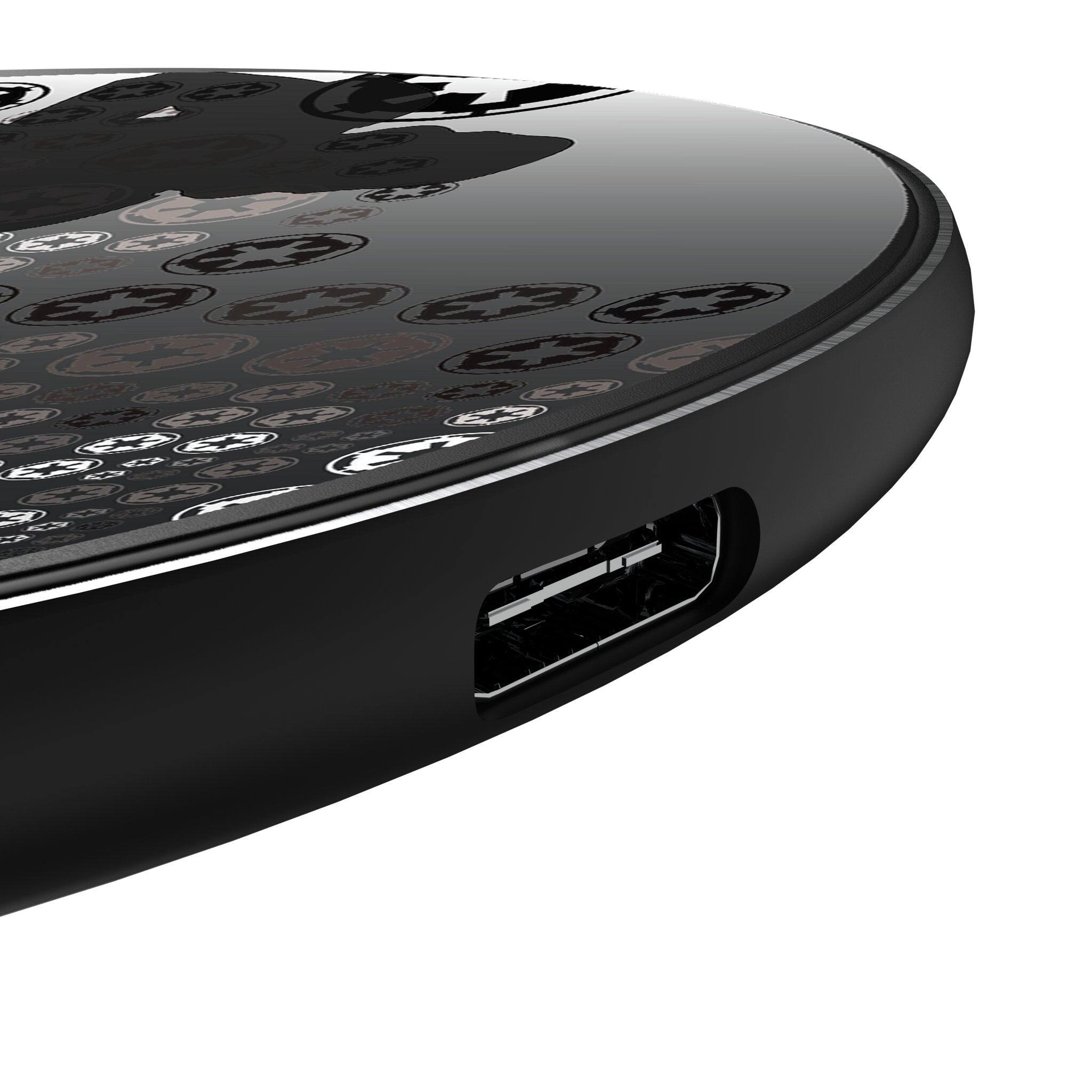Left. Keyscaper - Star Wars: A New Hope Quadratic 15-Watt Wireless Charger - Stormtrooper.