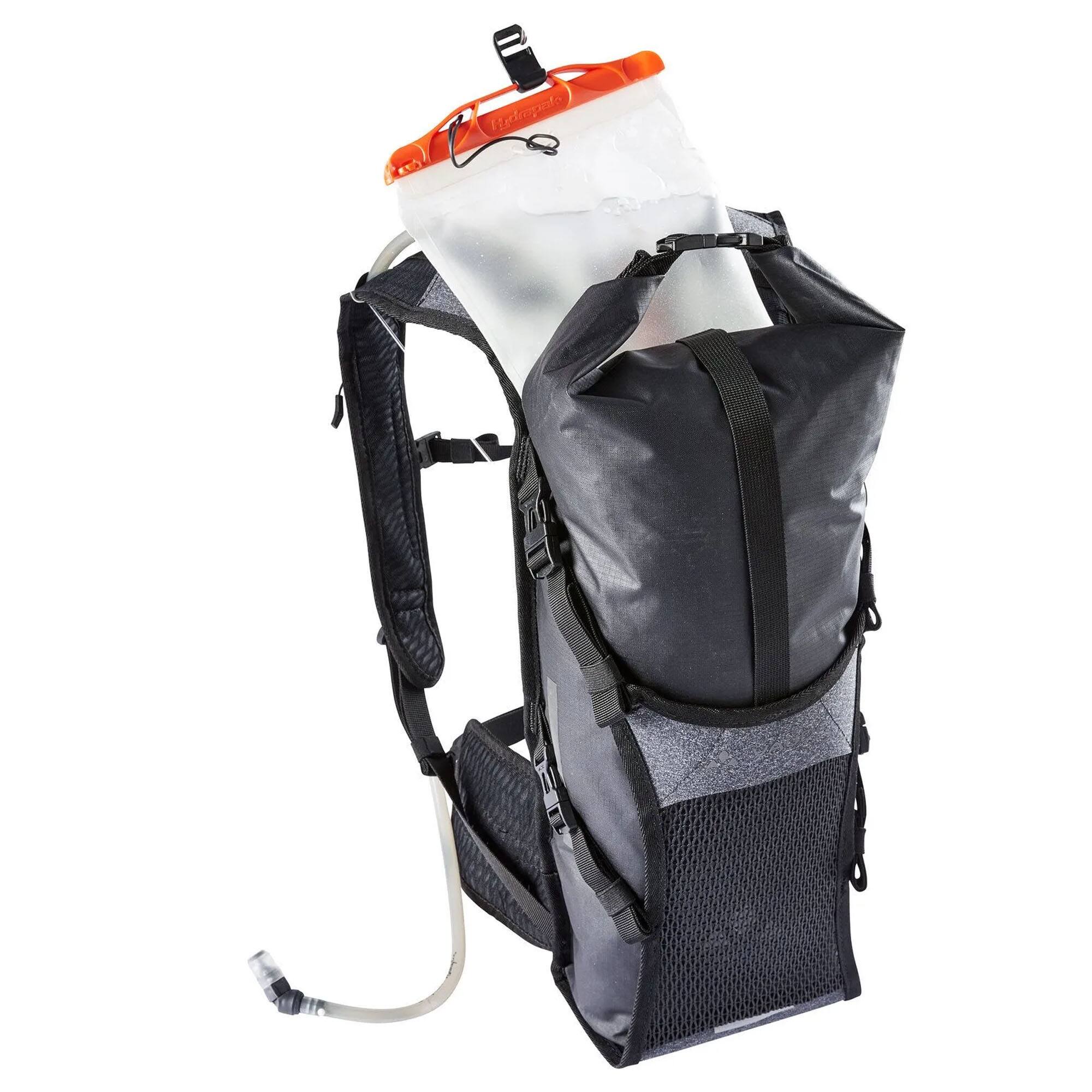 Alt View 6. VAUDE - Vaude Trailpack II Waterproof Cycling Backpack - Black Uni - Black Uni.