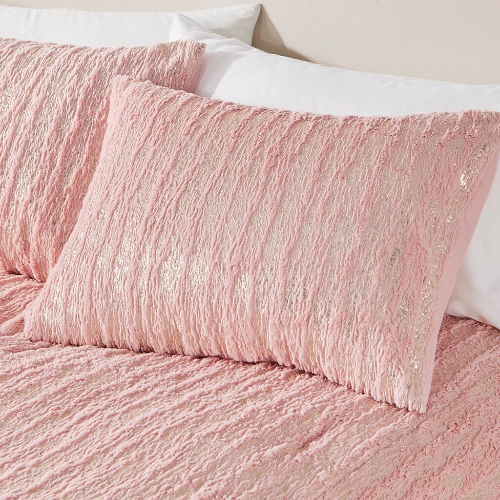 Alt View 2. Gracie Mills - Gracie Mills Maelona Metallic Print Faux Fur Comforter Set - Blush/Gold.