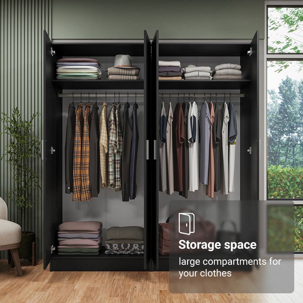 Storage space  
large compartments for your clothes