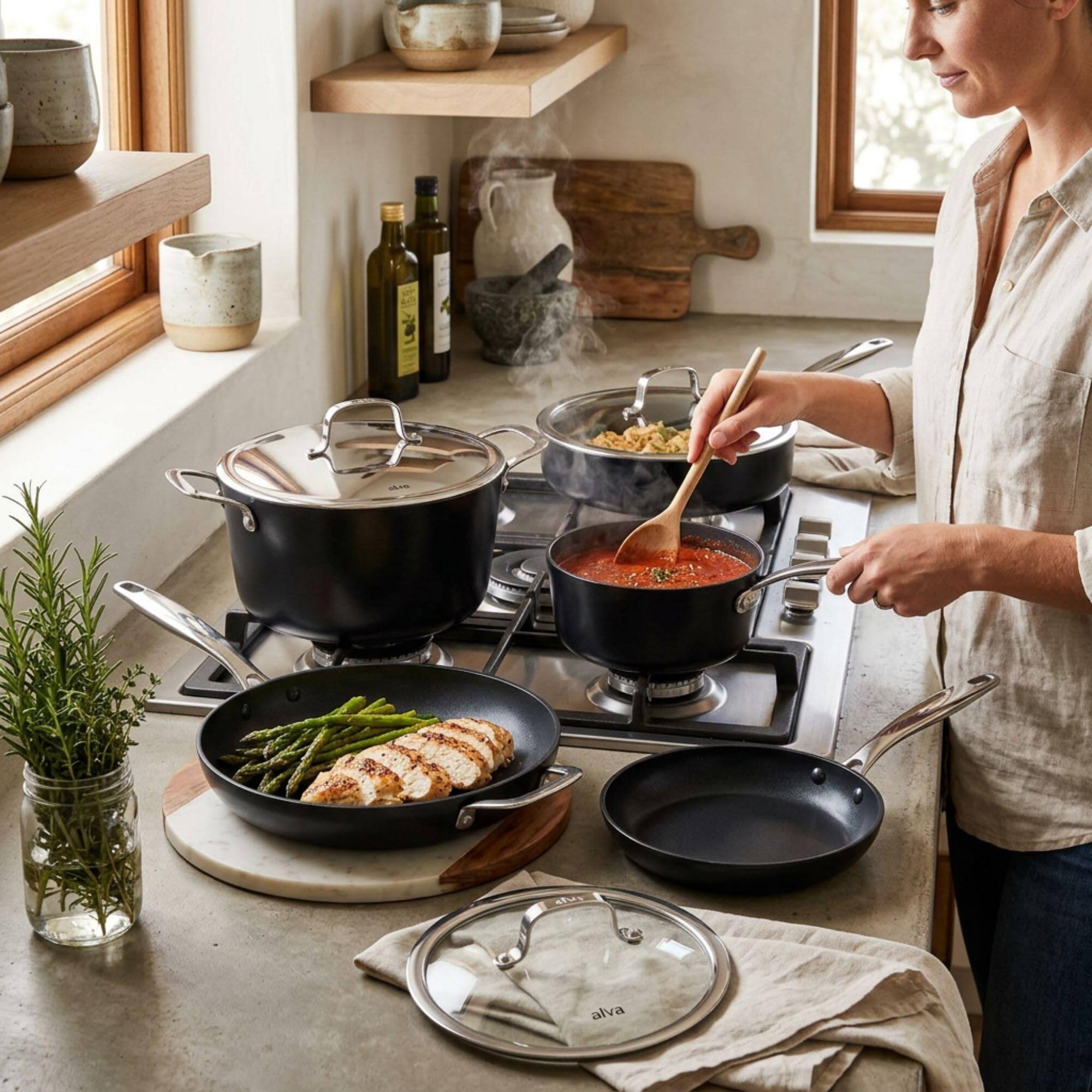 Alt View 6. Alva - Alva Maestro Ceramic Nonstick 9-Piece Cookware Set - Black.