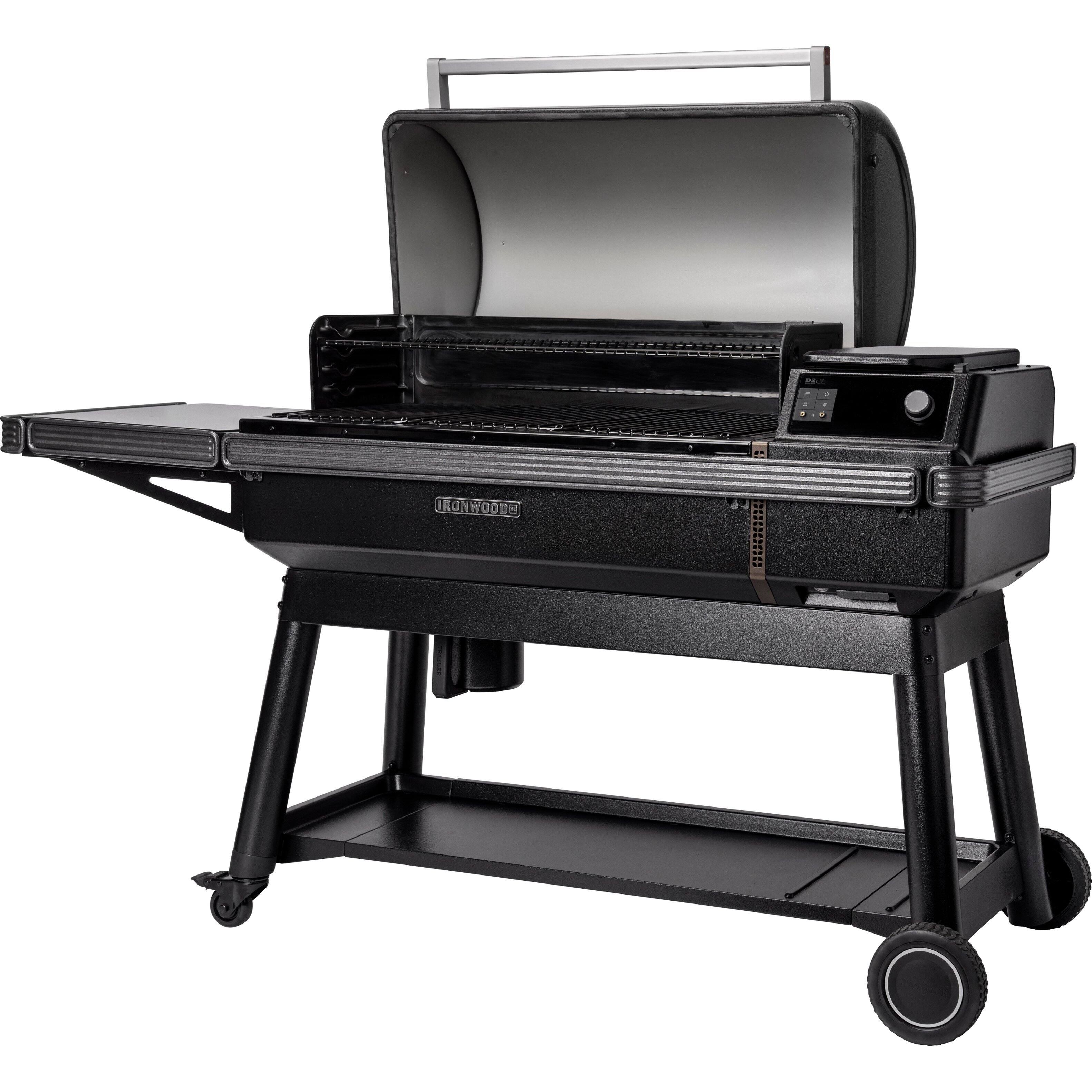 Left. Traeger Grills - Ironwood XL Pellet Grill - Black.