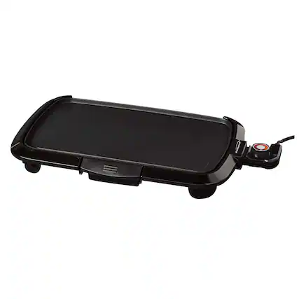Front. Brentwood - Brentwood 16 x 10 Inch Non-Stick Electric Griddle with Drip Tray - Black.
