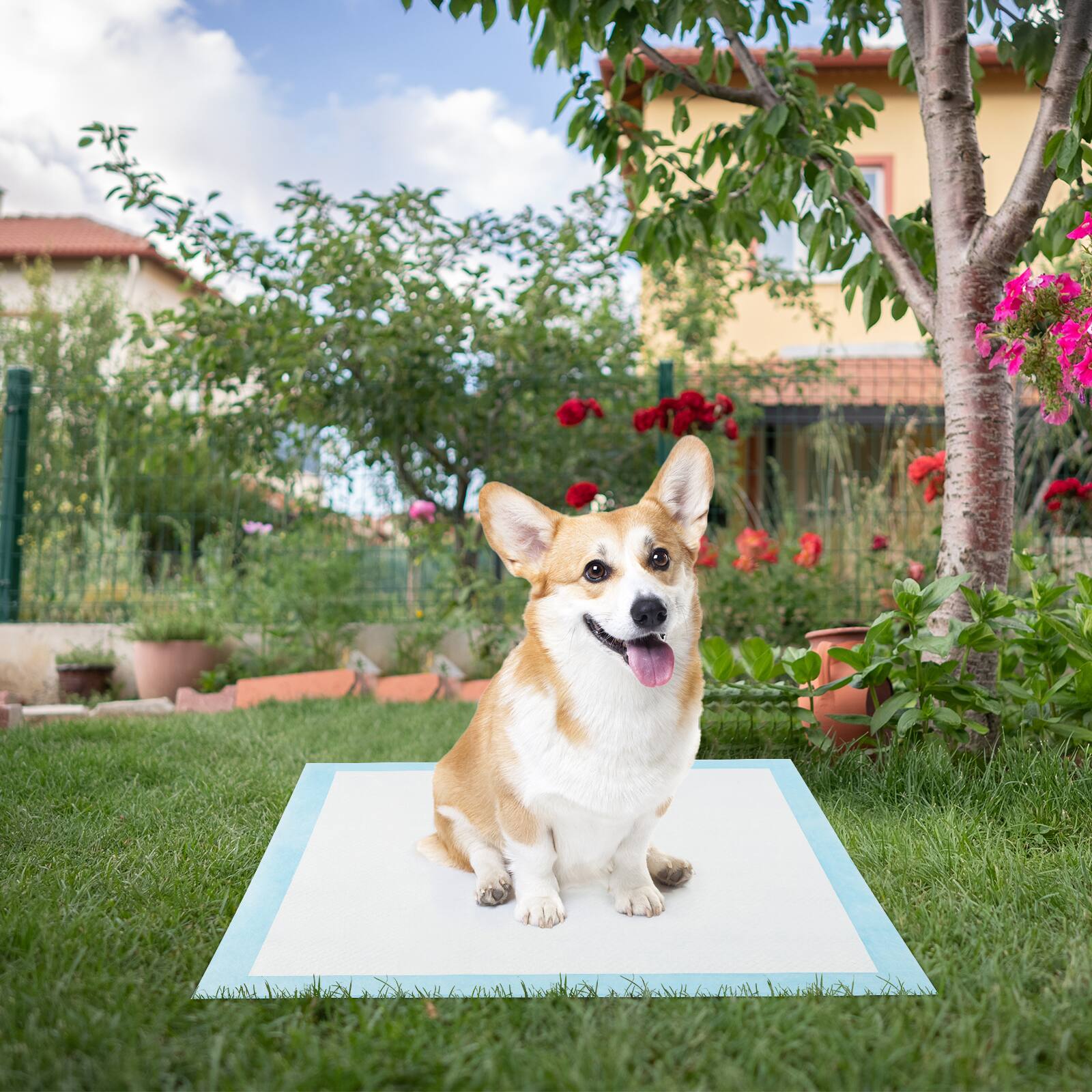 Alt View 3. Gymax - Gymax 30''x 30''(150 Counts) Dog Potty Training Pads Puppy Pee Pads w/ Quick-Drying - Blue.