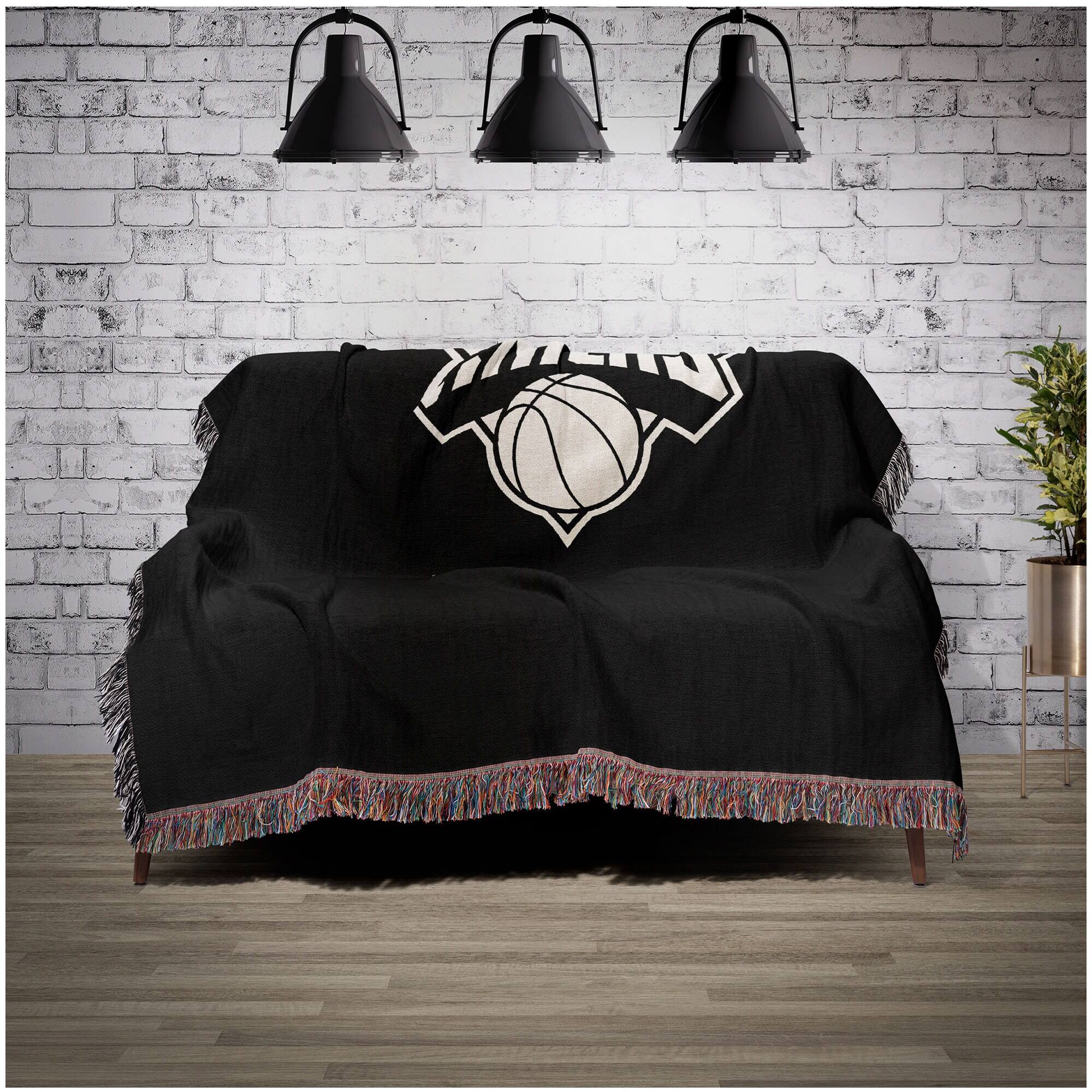 Alt View 1. Chad & Jake - New York Knicks Woven Blanket - Black.