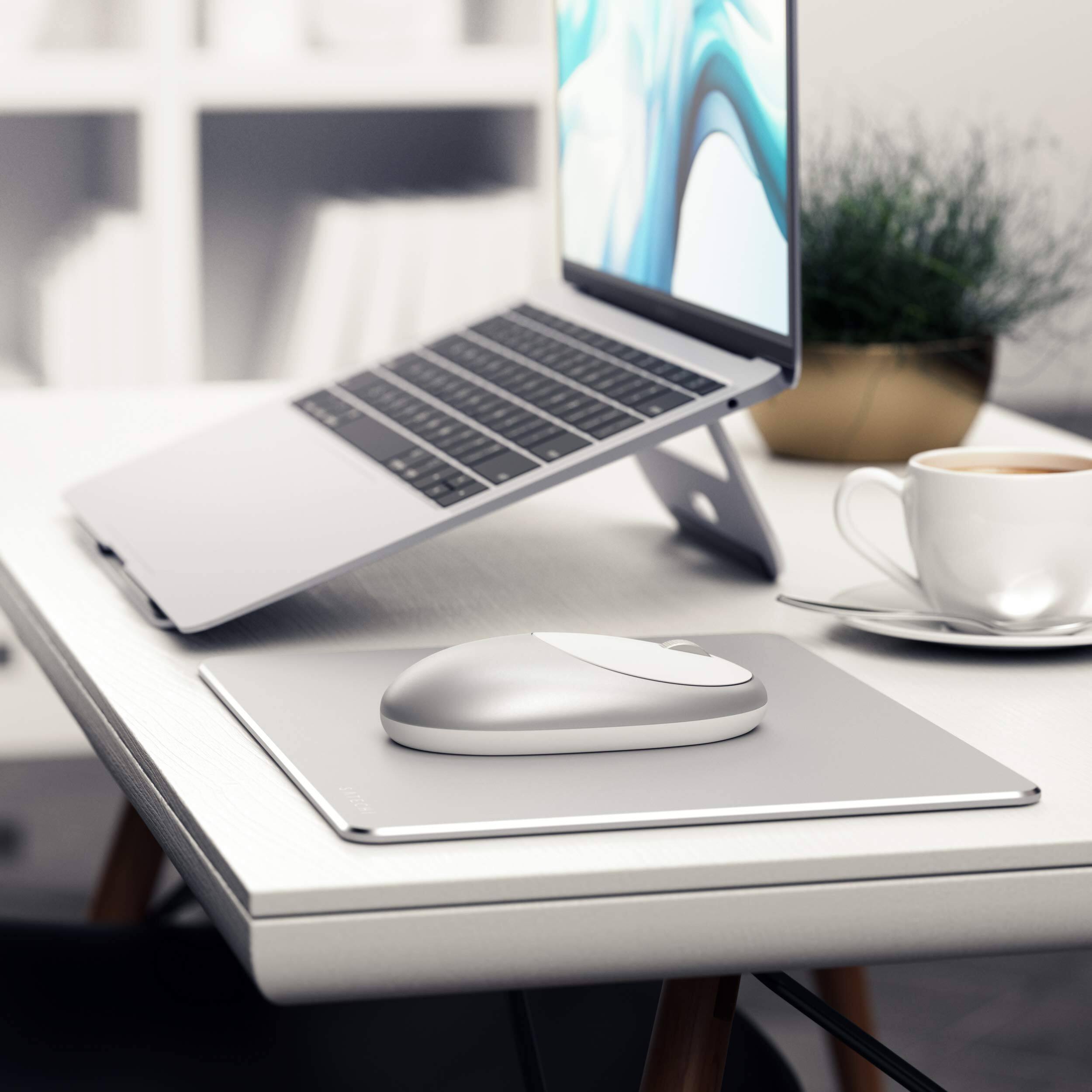 Alt View 5. Satechi - M1 Wireless Mouse with Rechargeable Type C Port, Bluetooth Mouse for MacBook, Mac Pro, iMac, Mac Mini, iPad, and Windows - Silver.