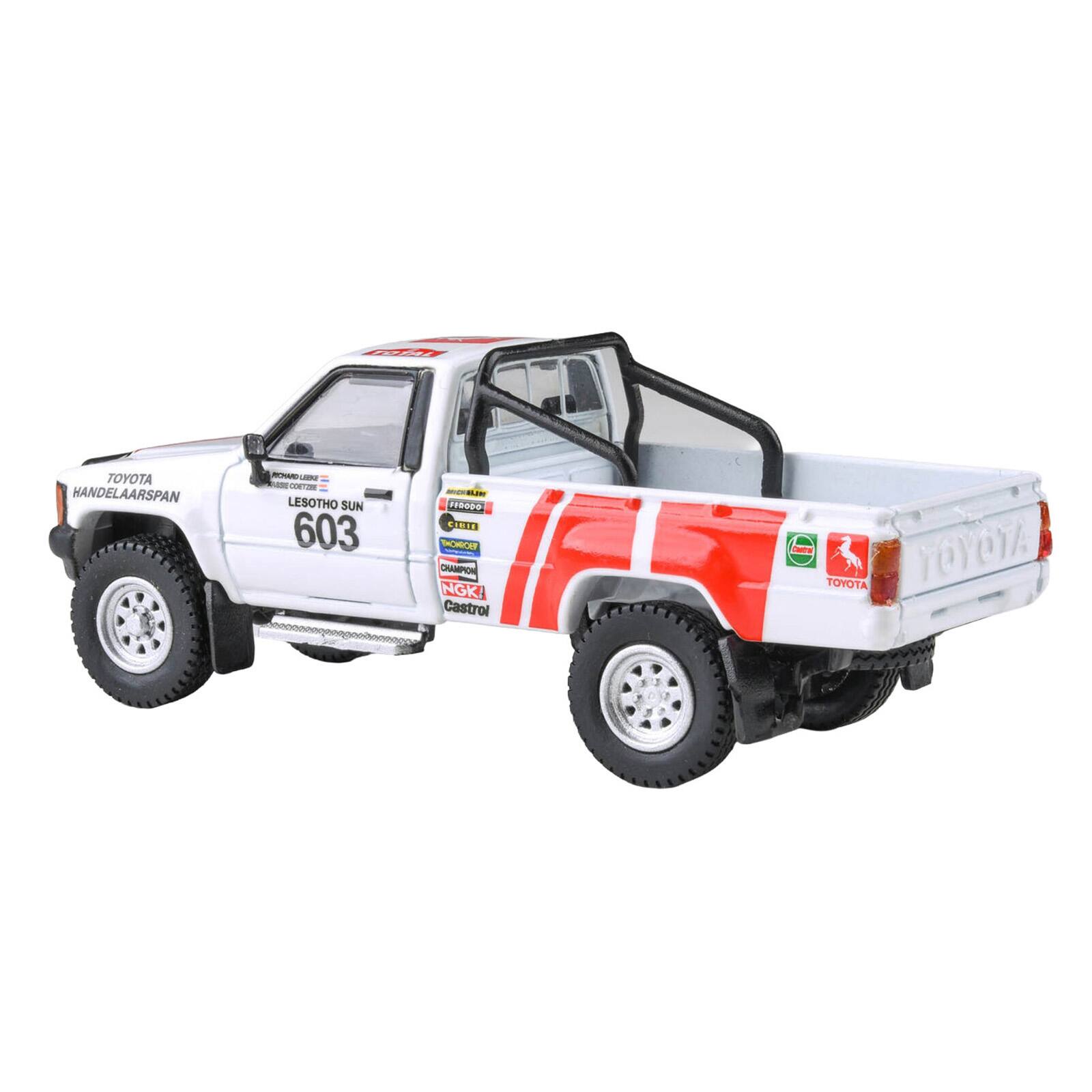TOTAL  
TOYOTA HANDELAARSPAN  
LESOTHO SUN 603  
FEOODO CIMAN BORONE CHAMPION NGK! Castrol  
Cheeter TOYOTA