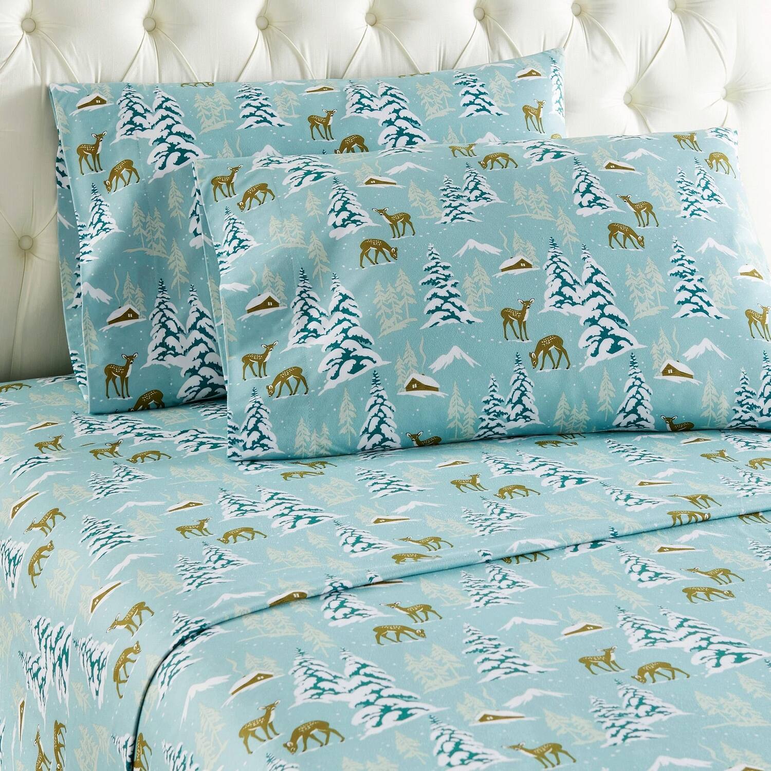Angle. Shavel Home Products - Shavel 100% Polyester Luxury Micro Flannel Printed Deep-Pocket Winter Wonderland Sheet Set Twin Green - Green.