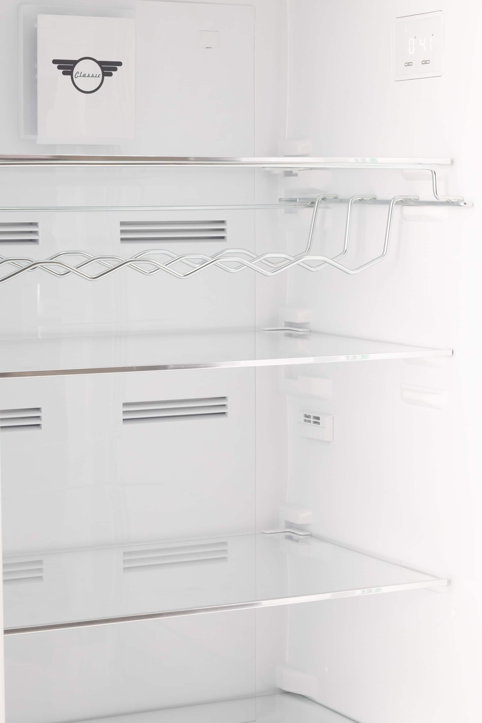 The text on the image reads "0'4/ Classis."