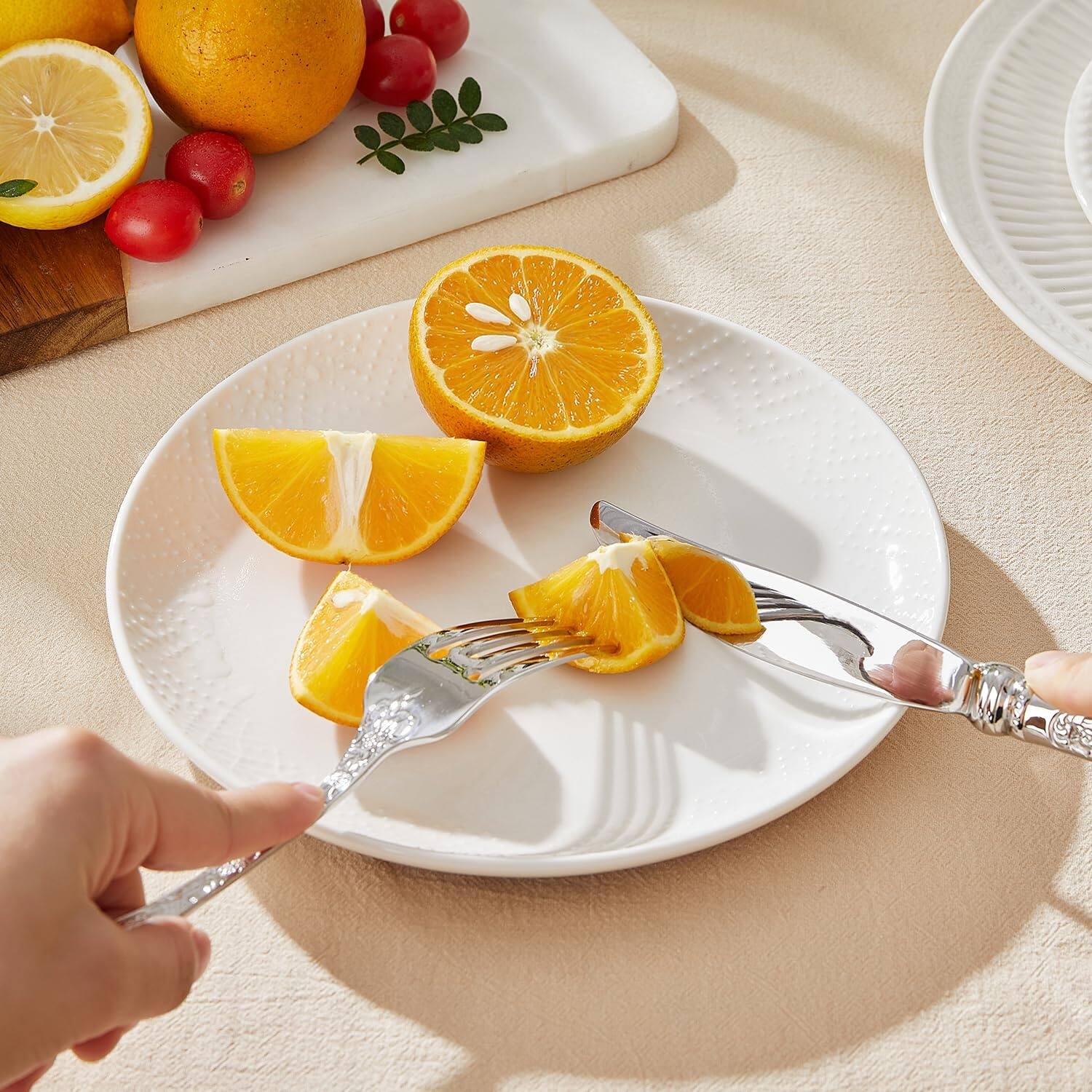 Left. Dazzed Corner - 20-Piece 18/10 Stainless Steel Flatware Cutlery Set,Silverware Set - Silver.