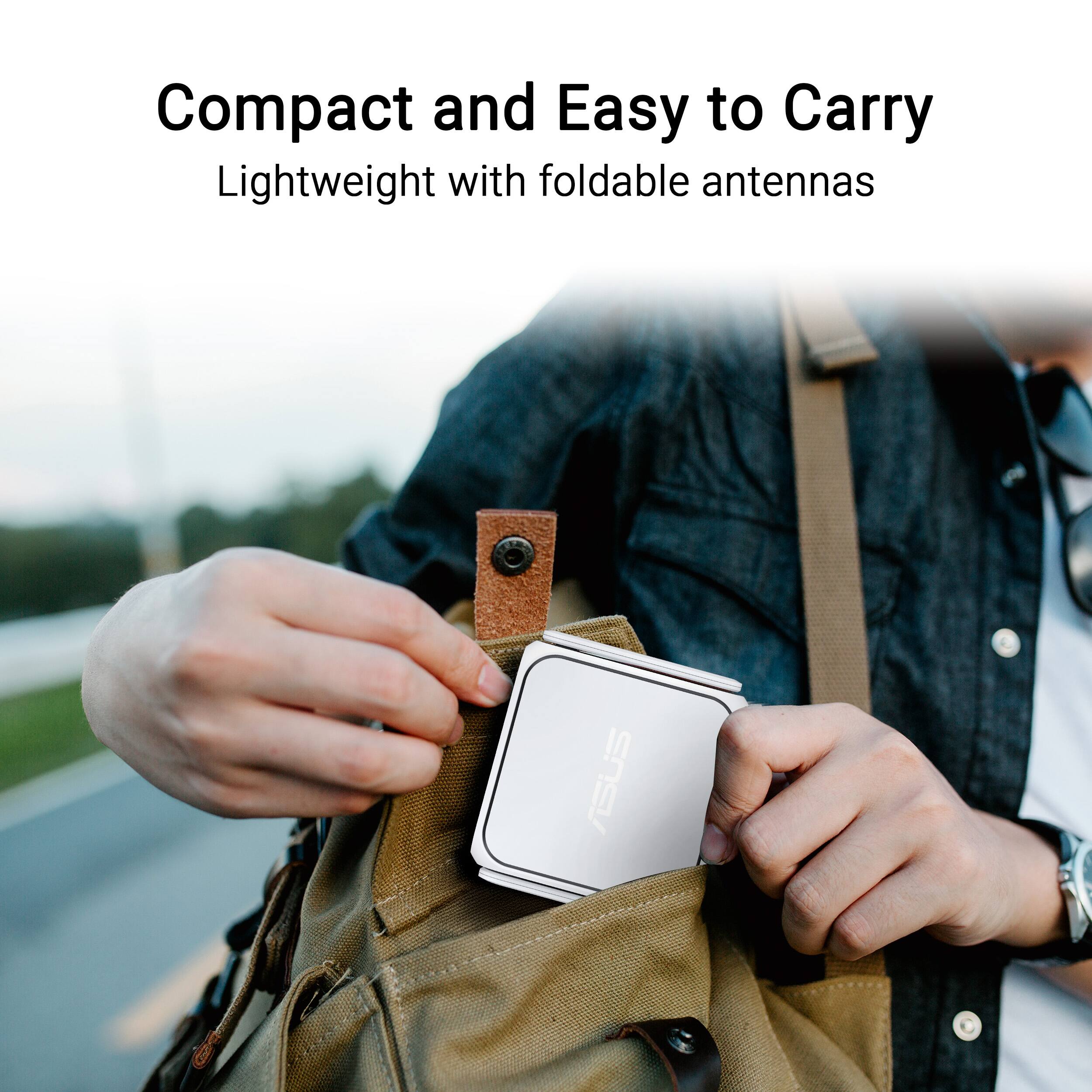 Compact and Easy to Carry  
Lightweight with foldable antennas