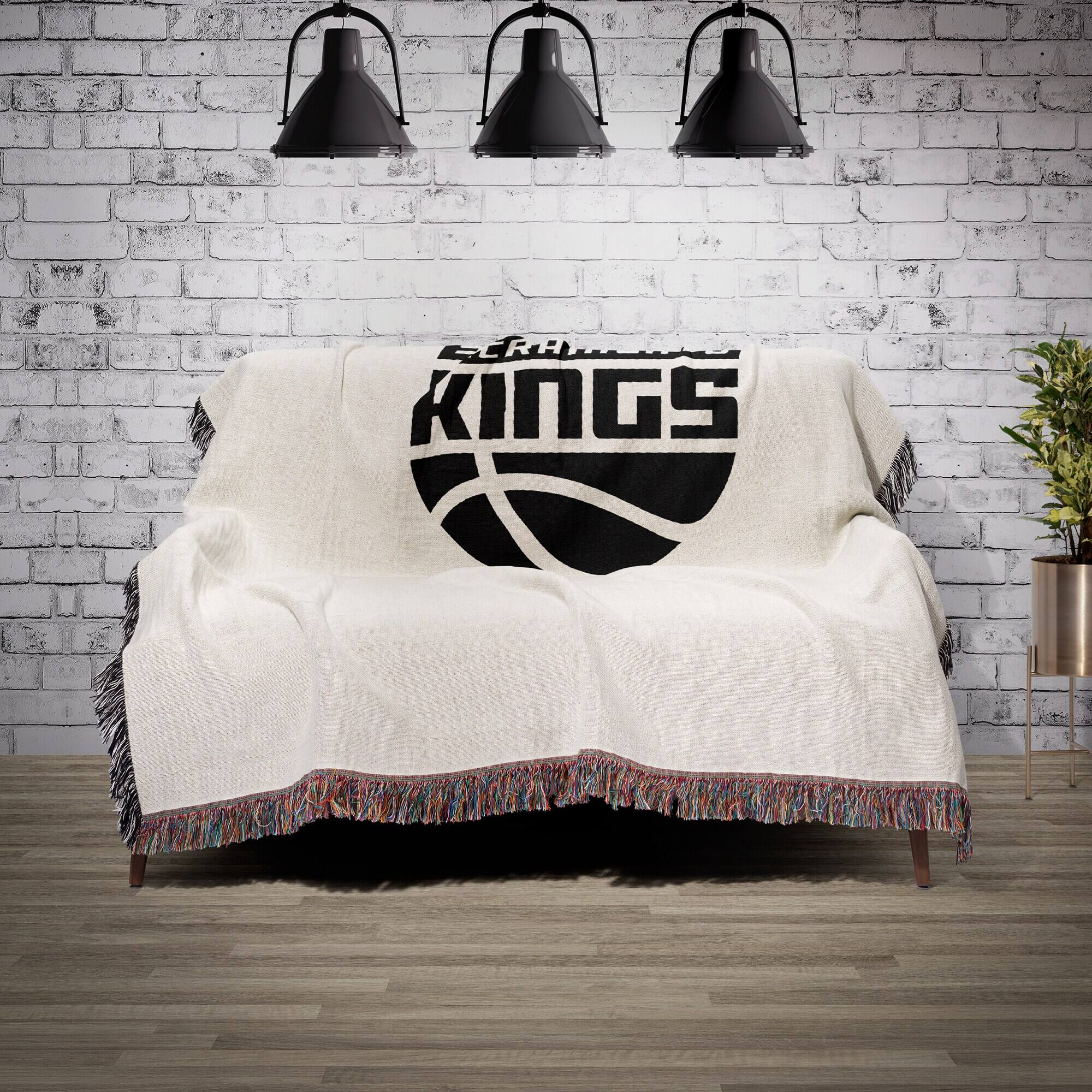 The text on the image reads: "KINGS"