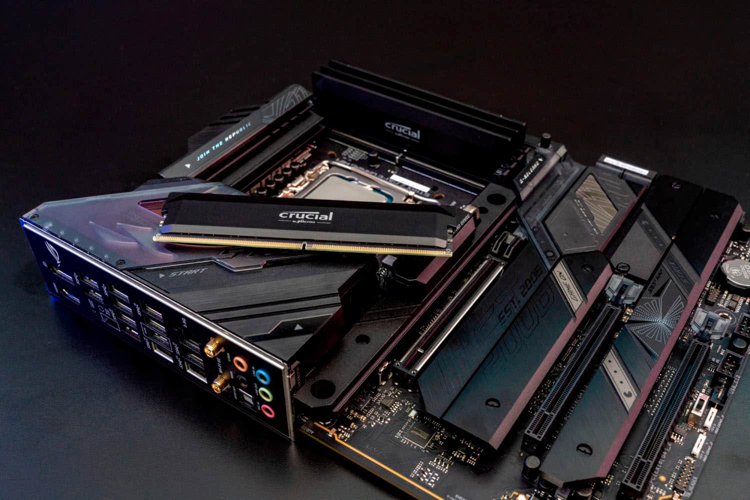 Republic of China is written on the motherboard.