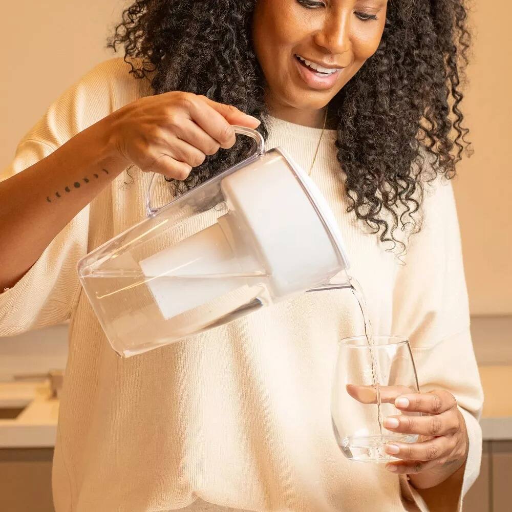 Angle. OU - OU Water Filtration Pitcher, Filters Chlorine & Mercury, Water Purifier Pitcher Dispenser.