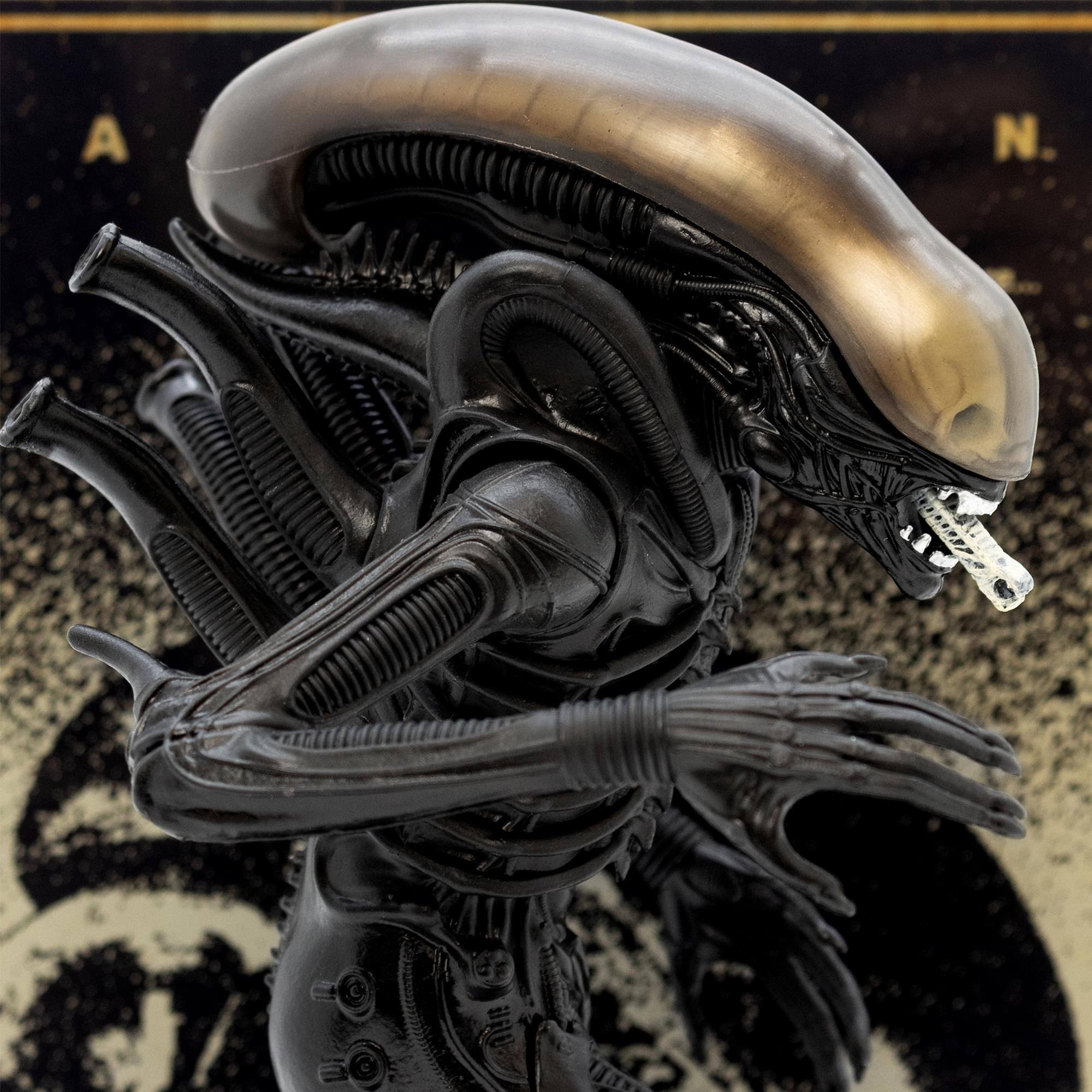 Alt View 10. Culture Fly - Alien Deluxe Xenomorph 9 Inch Vinyl Statue - Bronze.