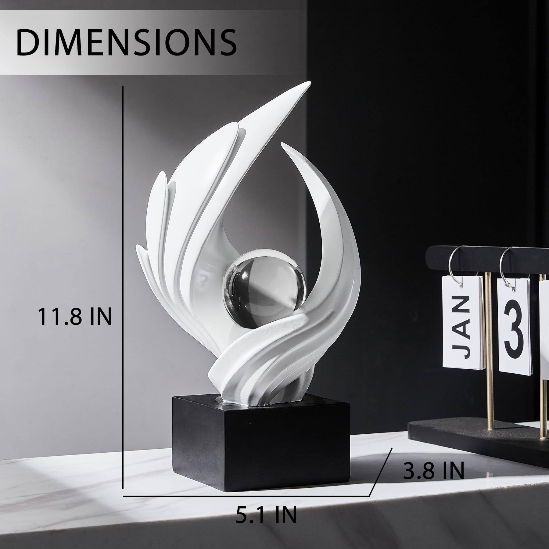 DIMENSIONS  
11.8 IN  
5.1 IN  
3.8 IN