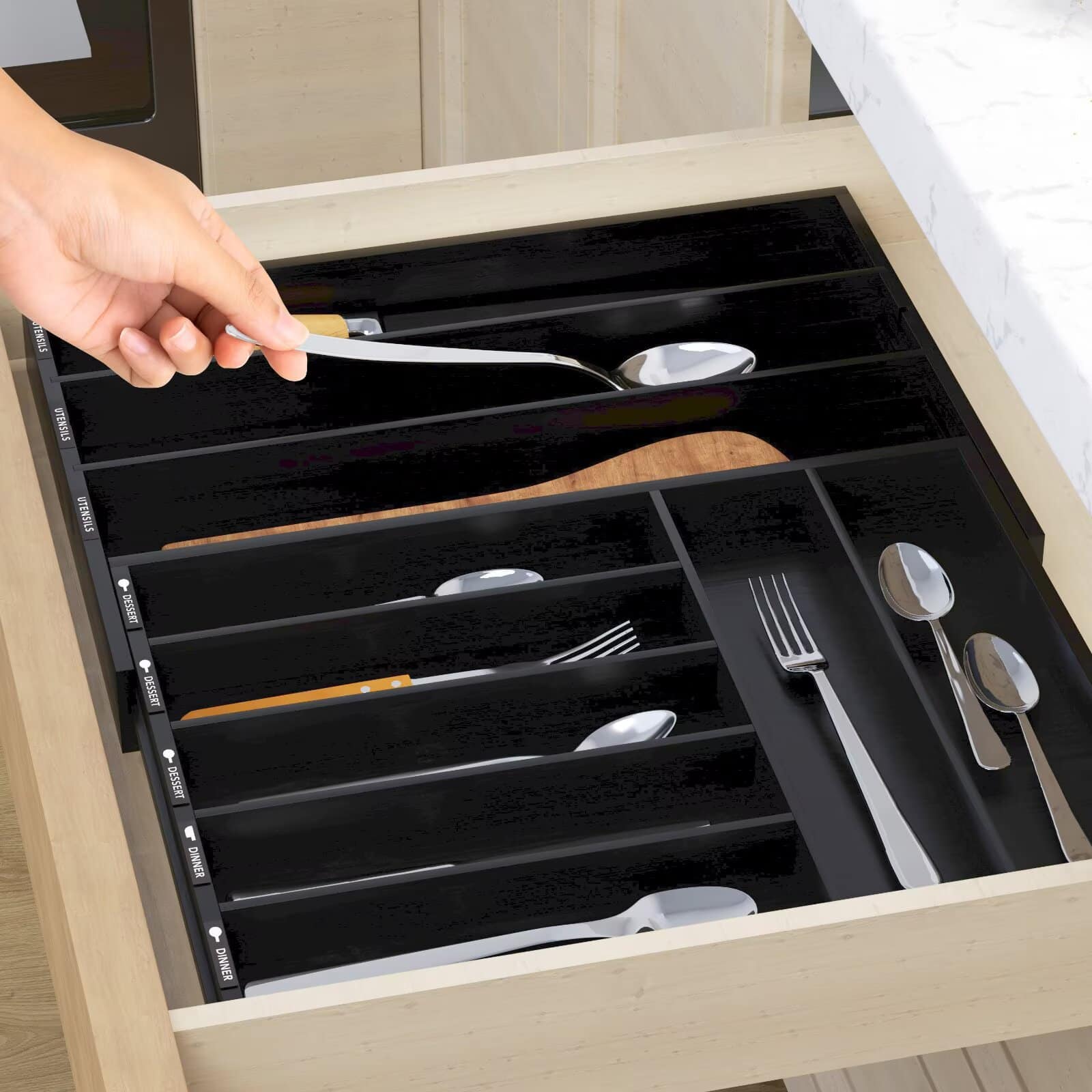 Tooloton - Bamboo Drawer Organizer, Expandable Utensil Tray with 10 Slots for Flatware, Cutlery, Spoons and Knives, Finish - Black