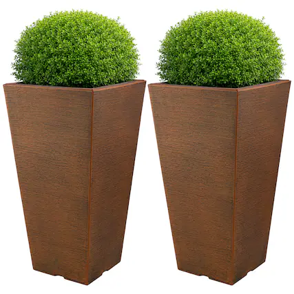 Front. Pure Garden - 2-Pack Large Outdoor Planters 22.4-Inch Tall Planters Plastic Flower Pots for Patio, Entryway, or Front Porch Decor.