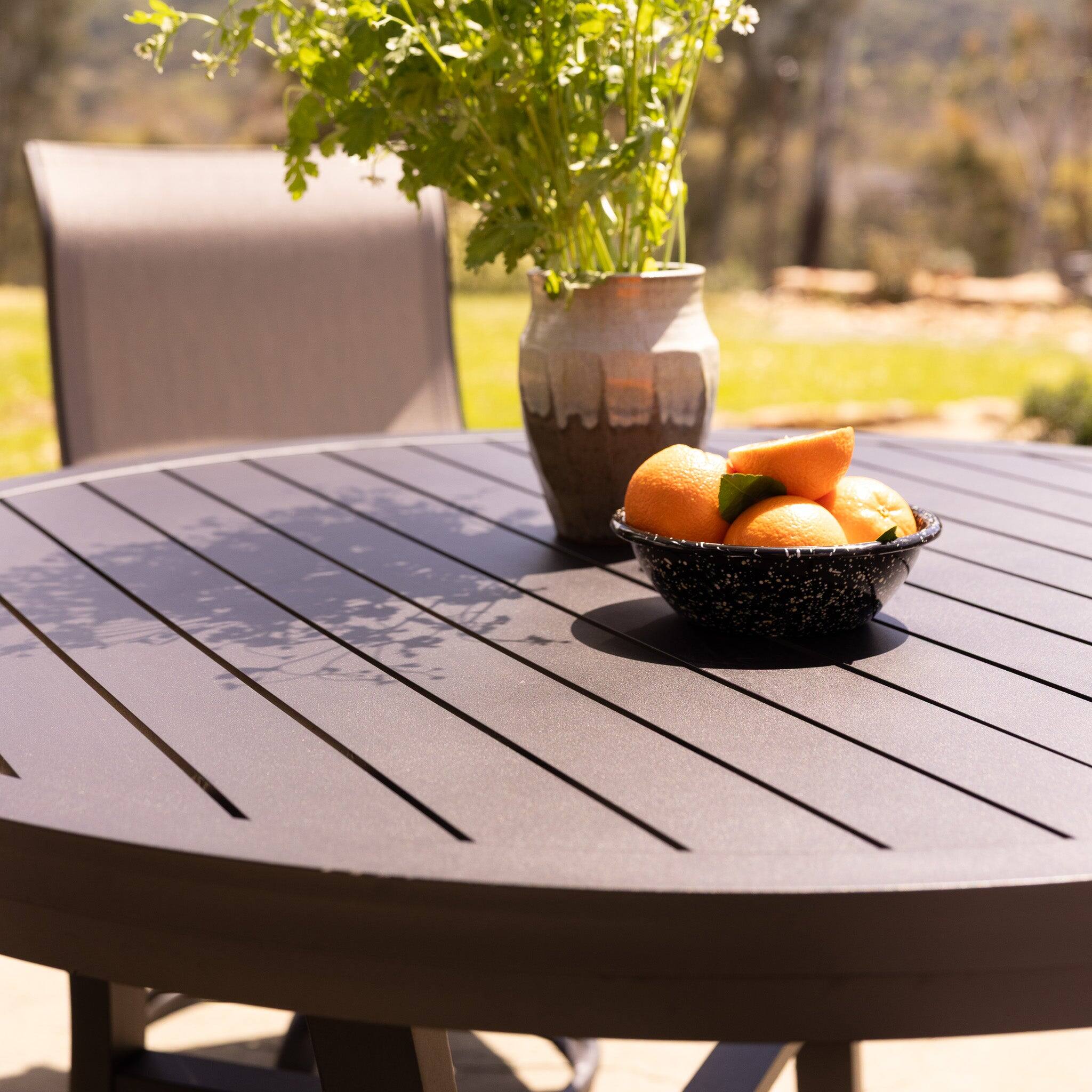 Left. Yardbird® - Pepin 7 Piece Rectangular Outdoor Dining Set with Swivel Rocking Chairs - Sierra.