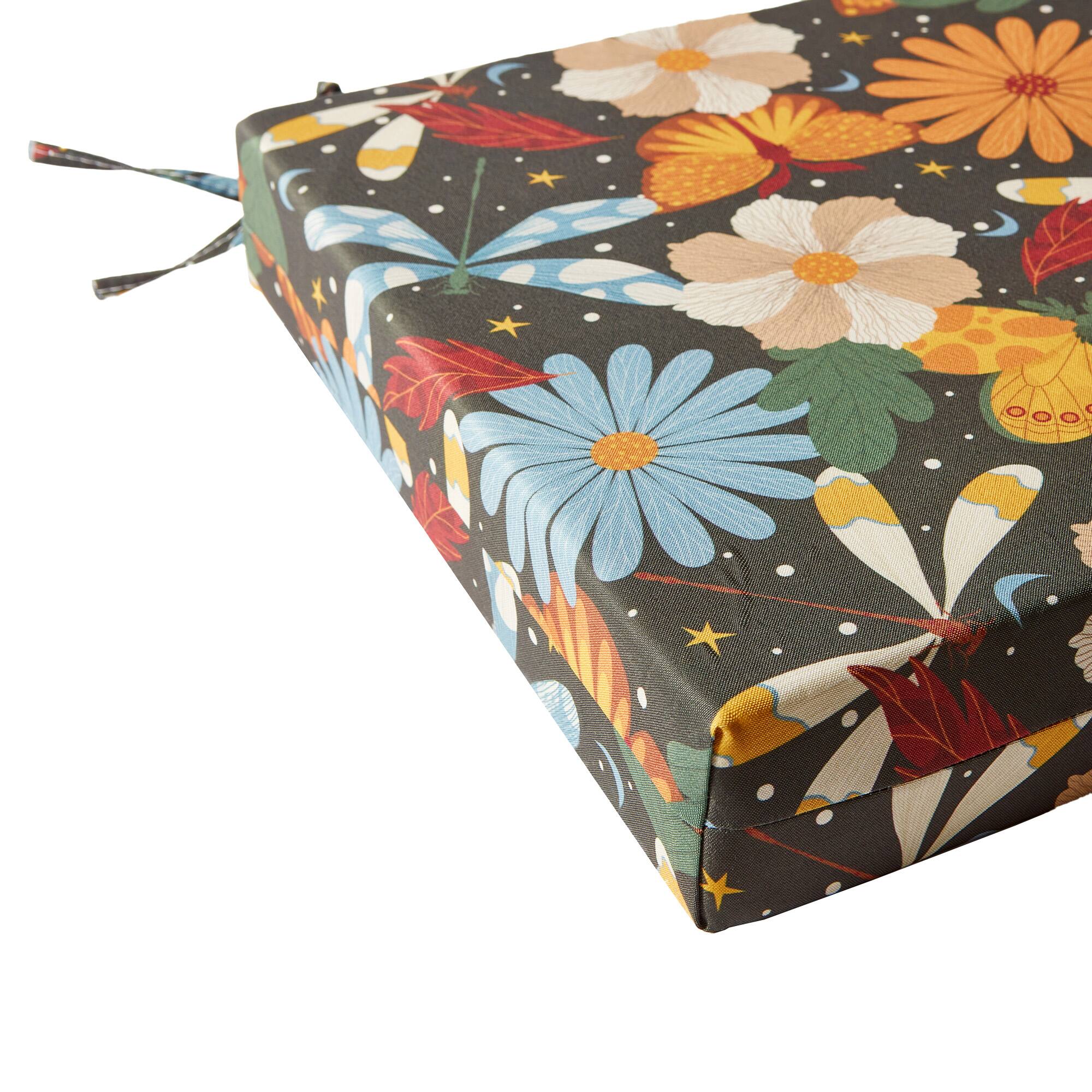 Angle. Peace Nest - Peace Nest Waterproof Outdoor Chair Cushions Set of 4 with Ties for Patio Furniture, Floral,18.5x16x3" Square Corner - Floral.