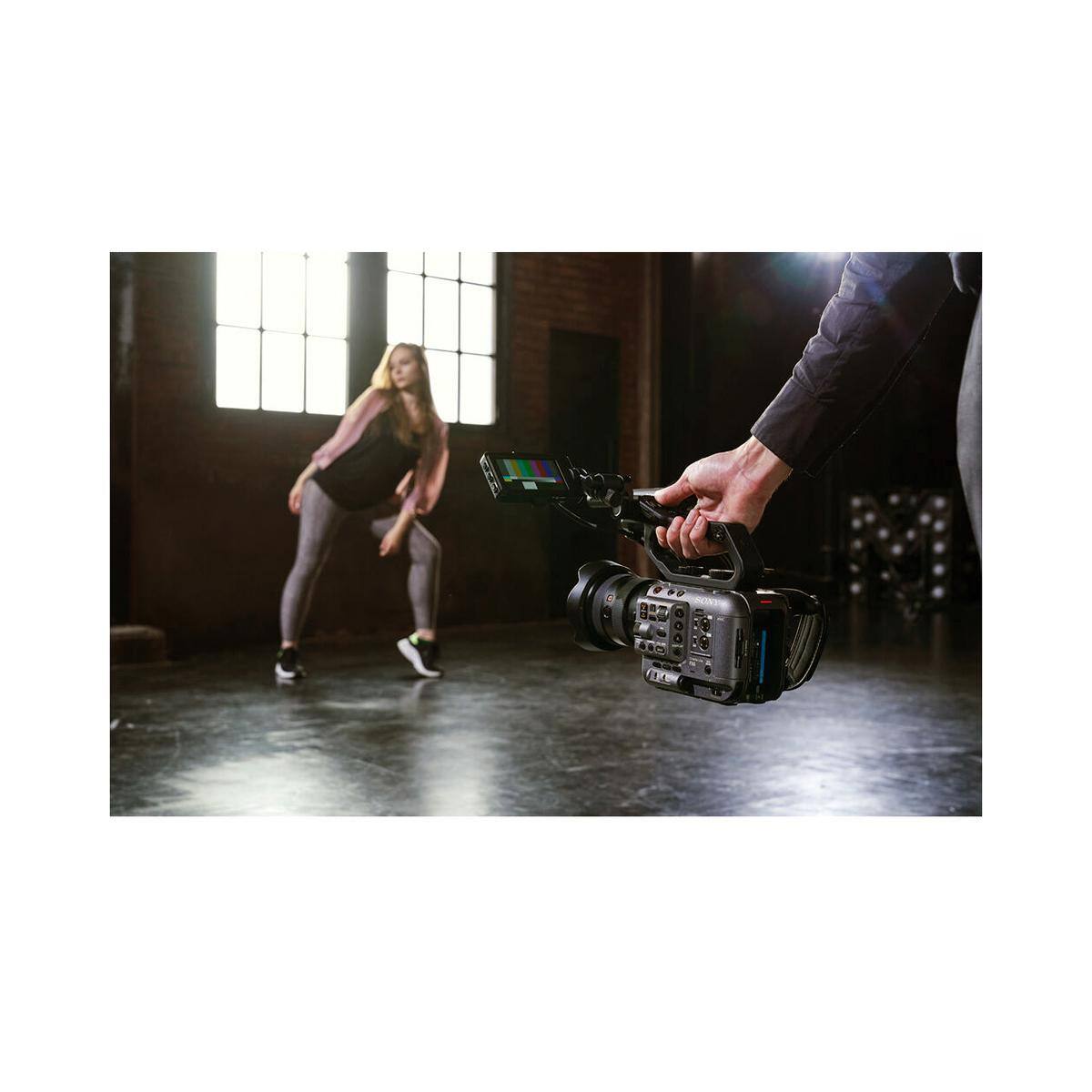Alt View 9. Sony - Sony FX6 Full-Frame Cinema Camera - Black.