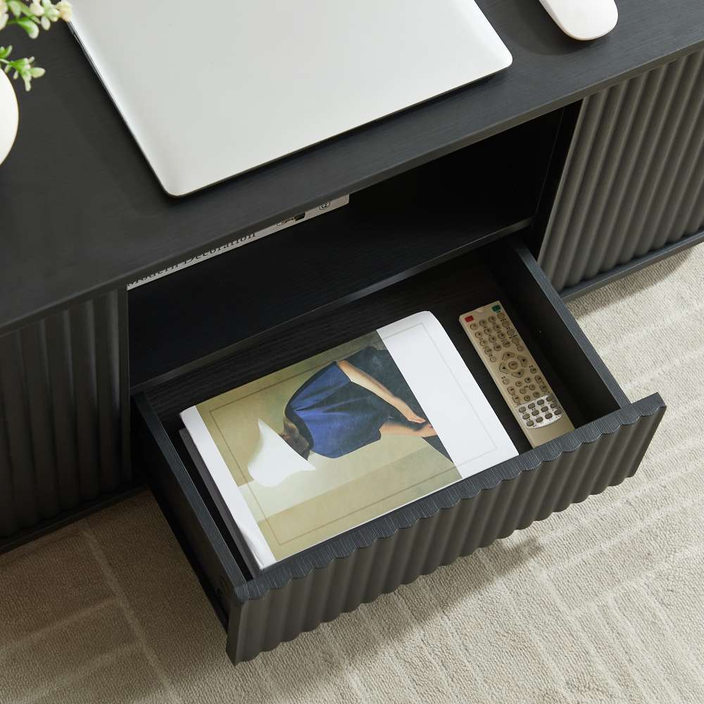 The text on the image is:

"OICENO @GIG-GI4"