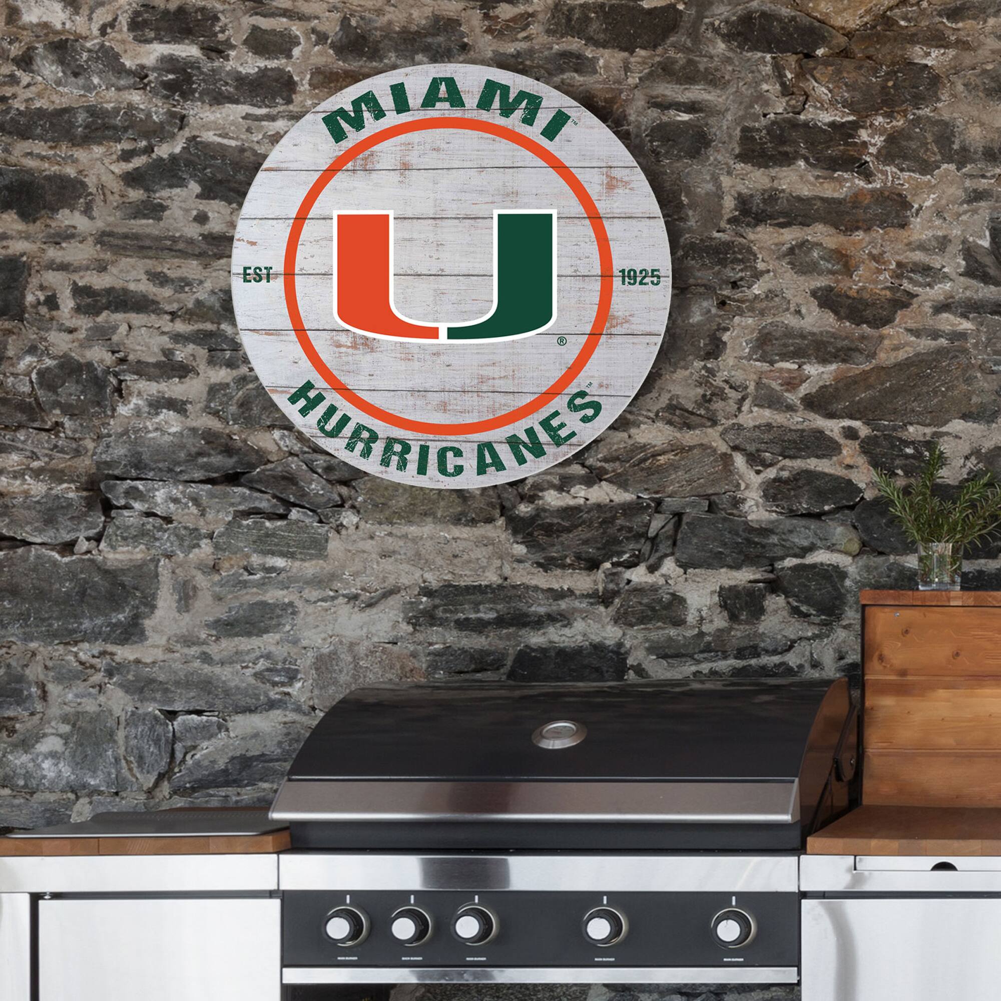 MIAMI  
EST 1925  
HURRICANES