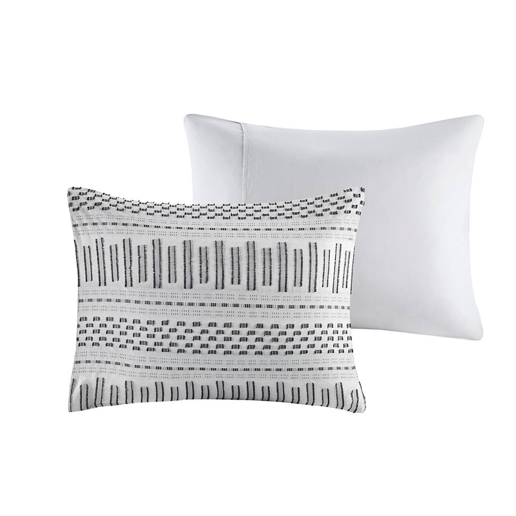 Alt View 4. Gracie Mills - Gracie Mills Donny Farmhouse Geometric Striped Cotton Jacquard Duvet Set - Grey/Black.